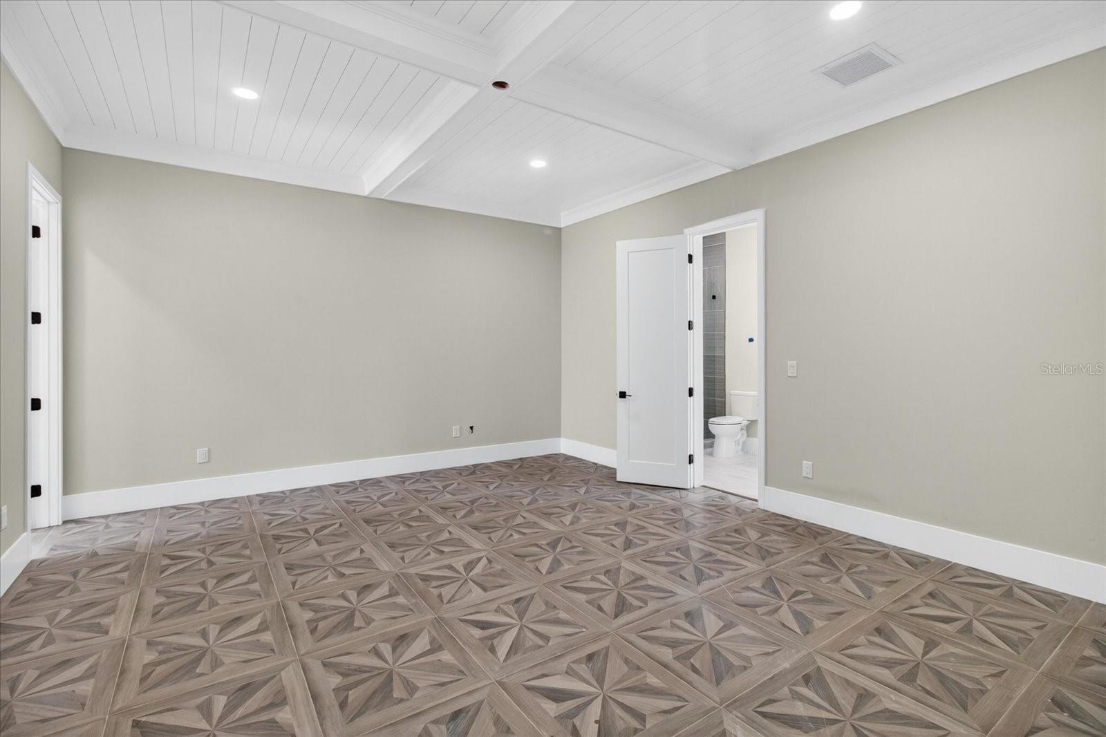 EDGE WATER RESERVE - Residential