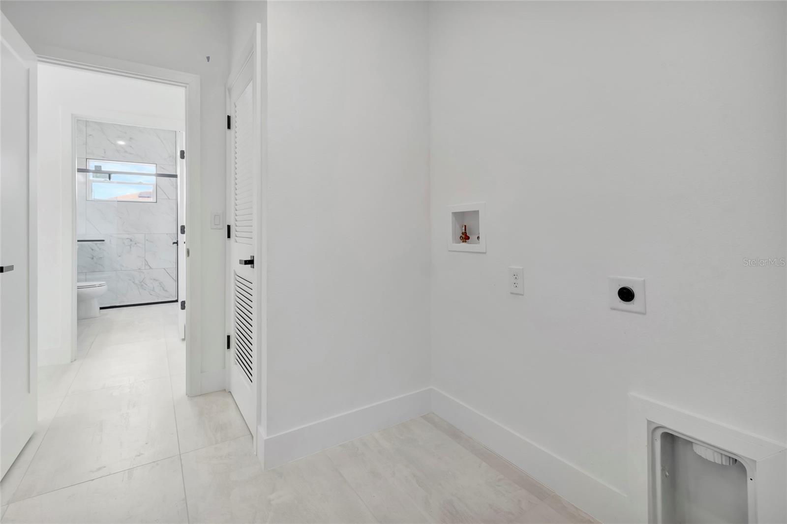 MARION OAKS UNIT 9 - Residential