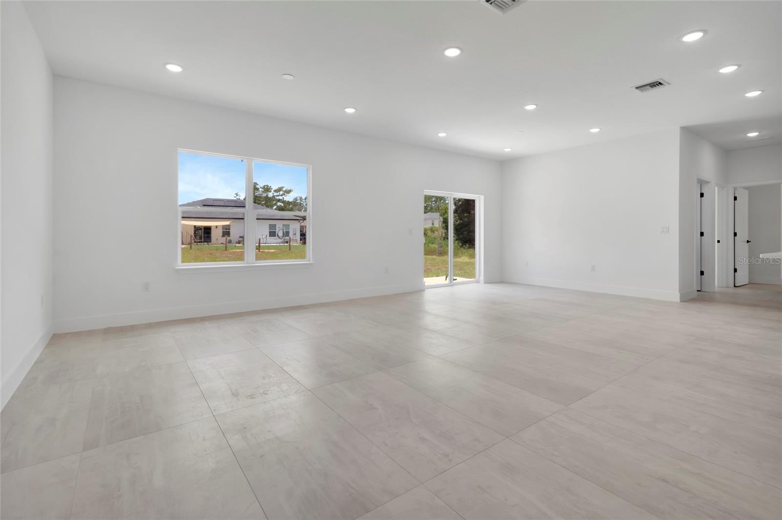 MARION OAKS UNIT 9 - Residential