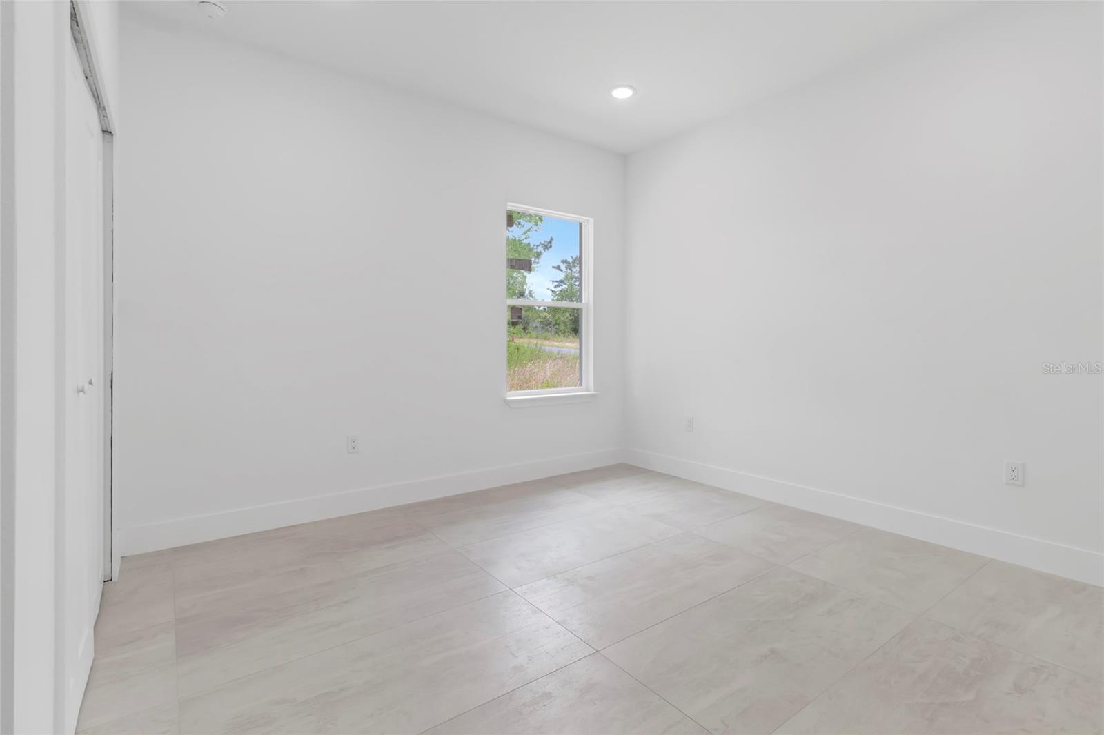 MARION OAKS UNIT 9 - Residential