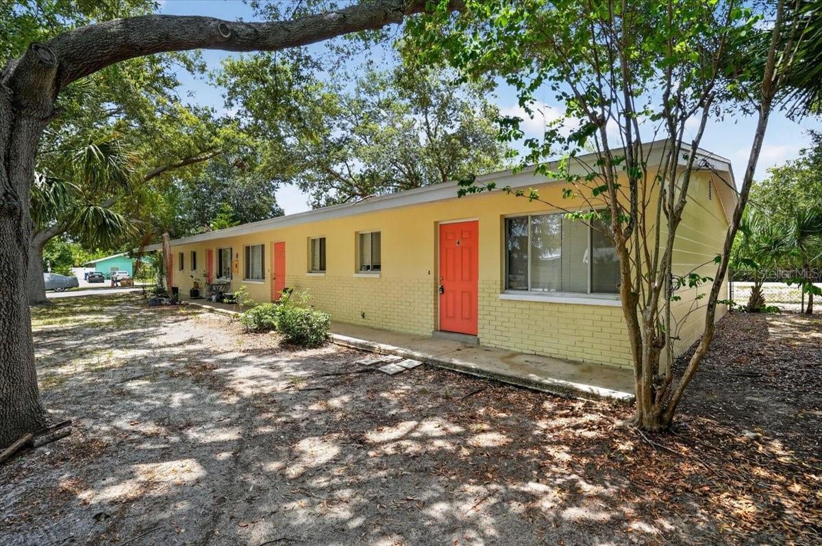 PASADENA PARK W A B REP - Residential Lease