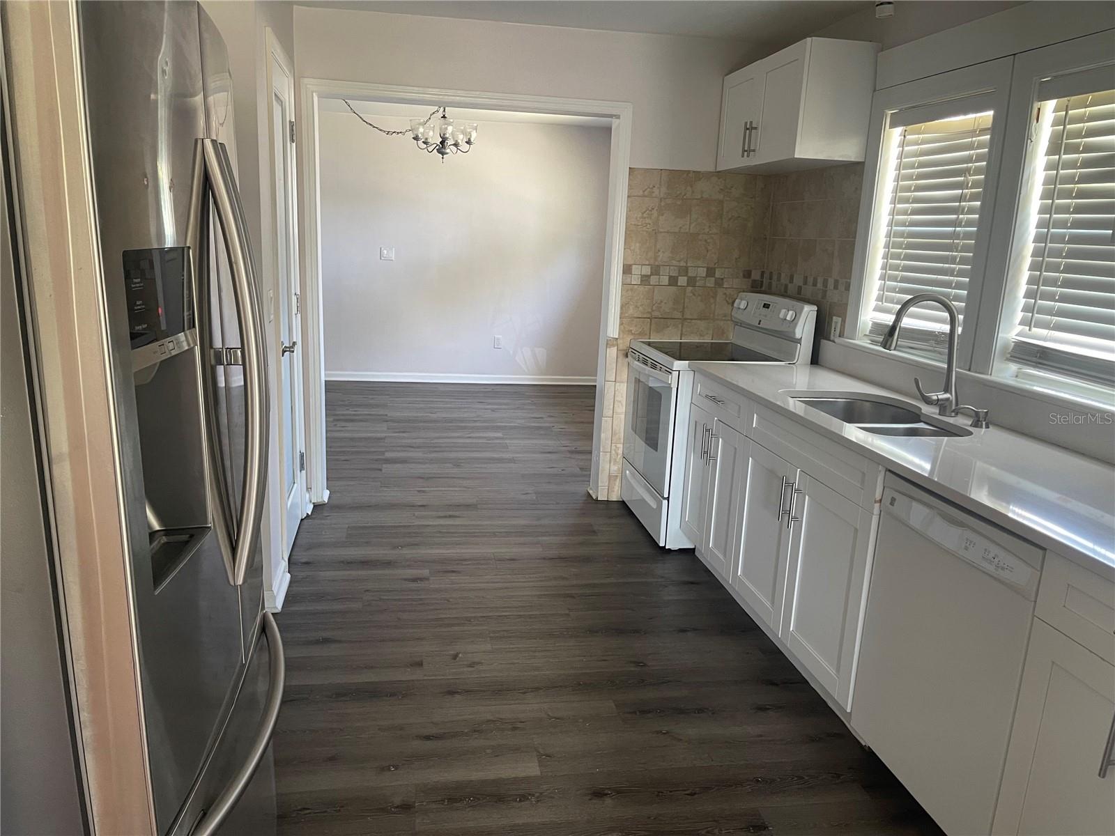 DREWS JOHN H 1ST EXT - Residential Lease