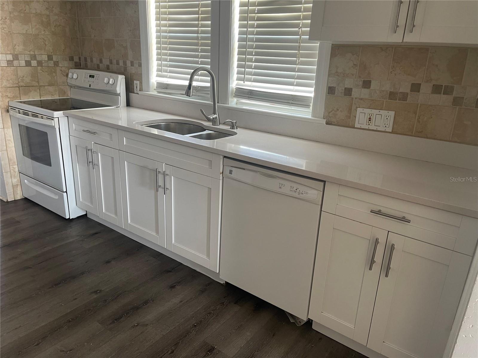DREWS JOHN H 1ST EXT - Residential Lease
