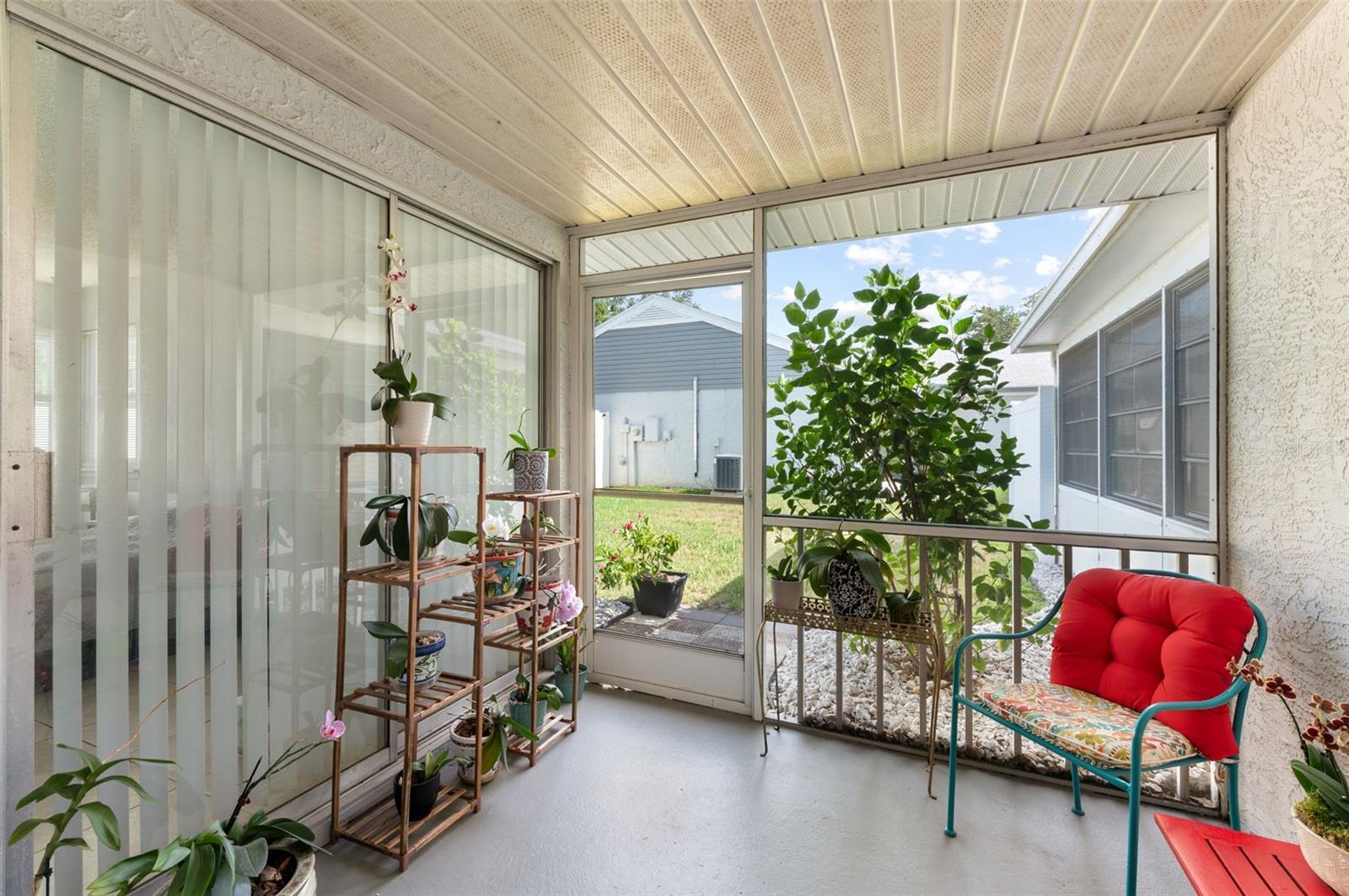 CLOVERPLACE CONDO - Residential