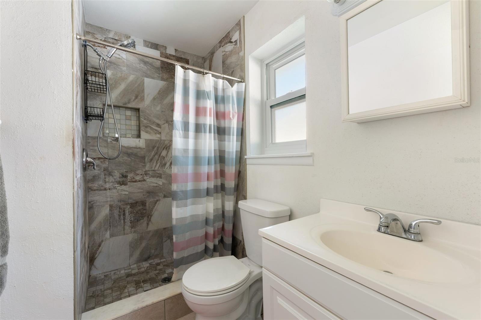 CLOVERPLACE CONDO - Residential