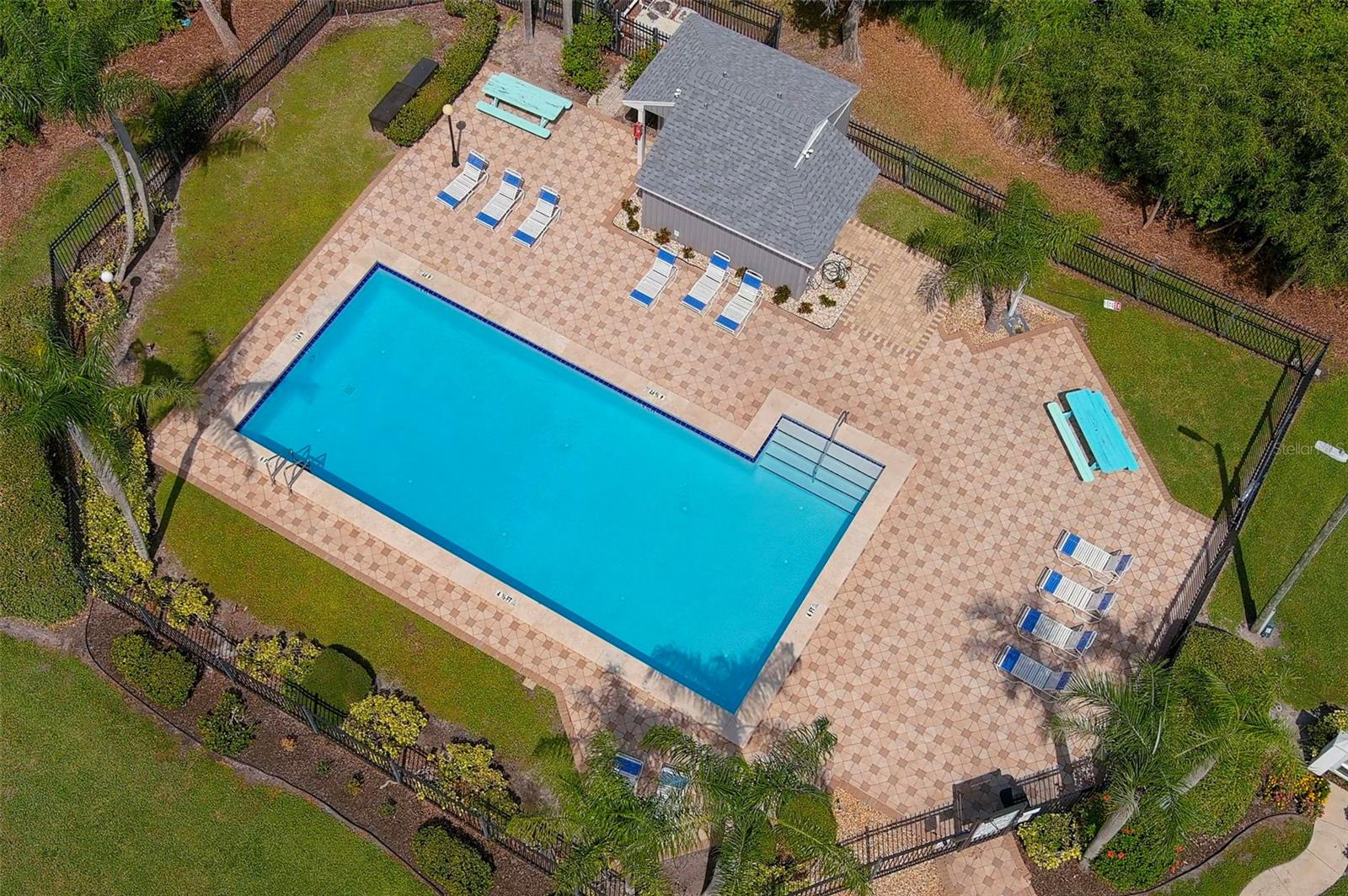 CLOVERPLACE CONDO - Residential