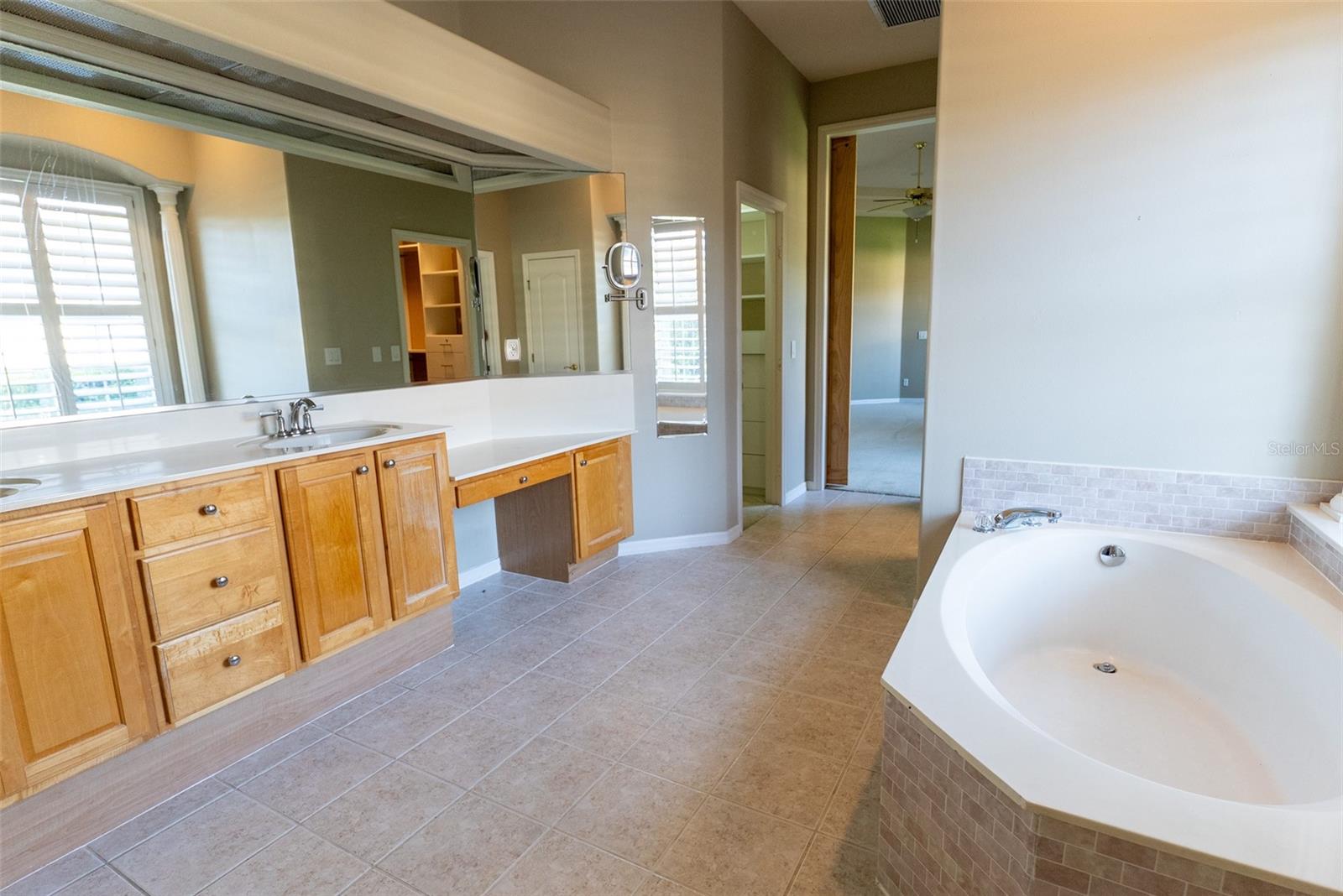 SUMMERTON - Residential
