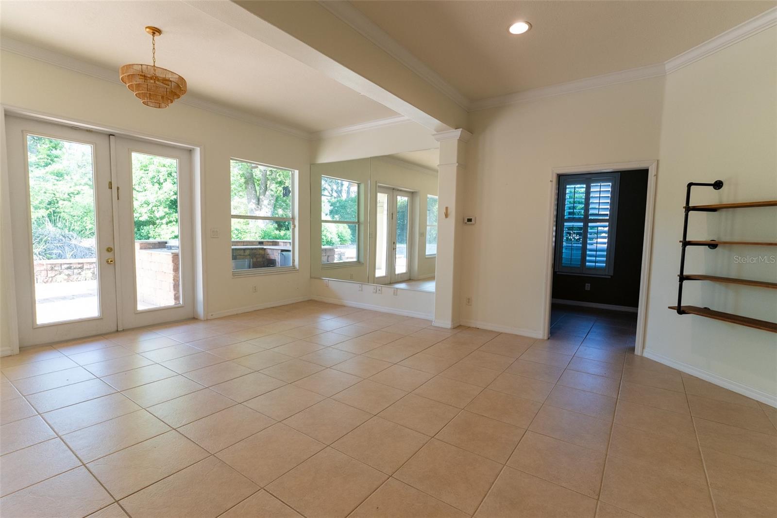 SUMMERTON - Residential