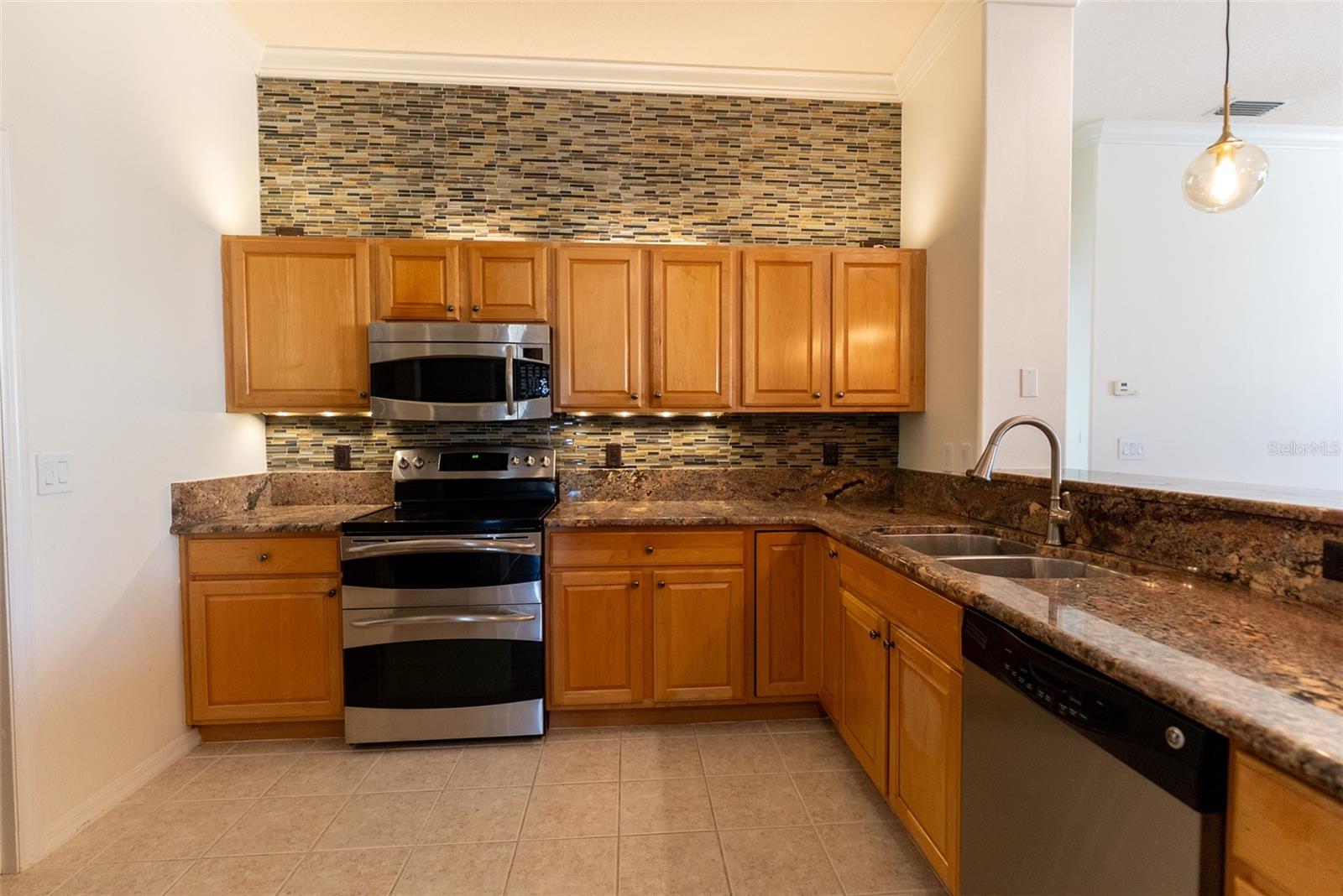 SUMMERTON - Residential