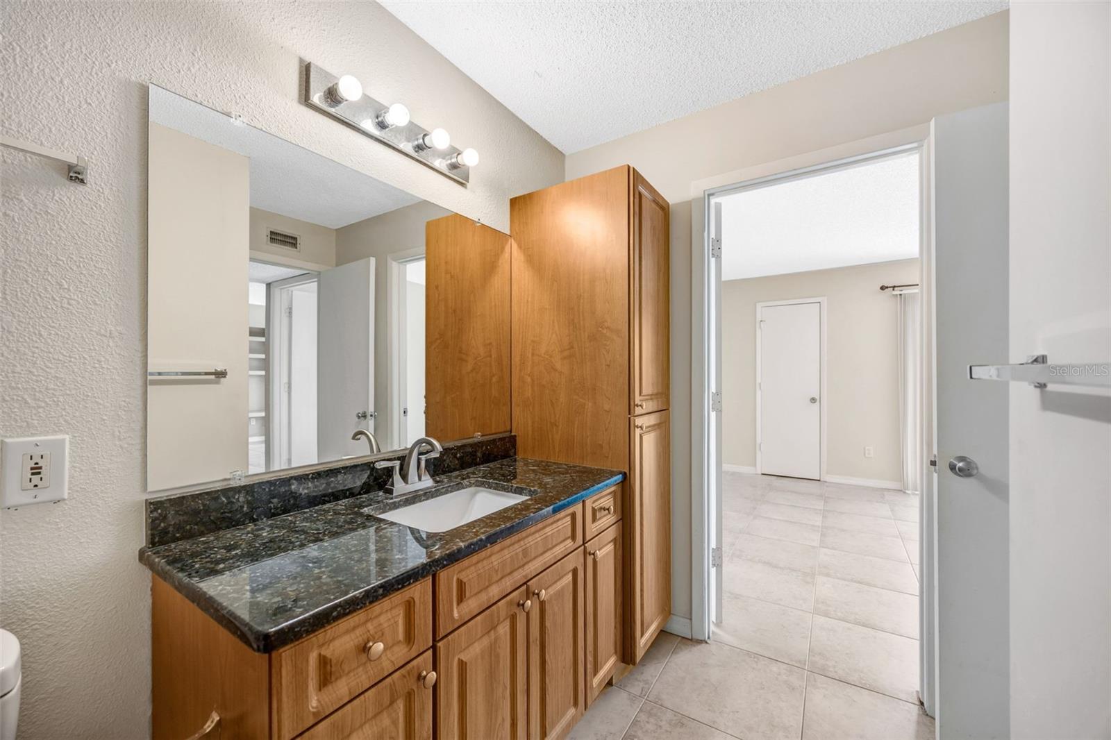 HARBOR CLUB CONDO - Residential