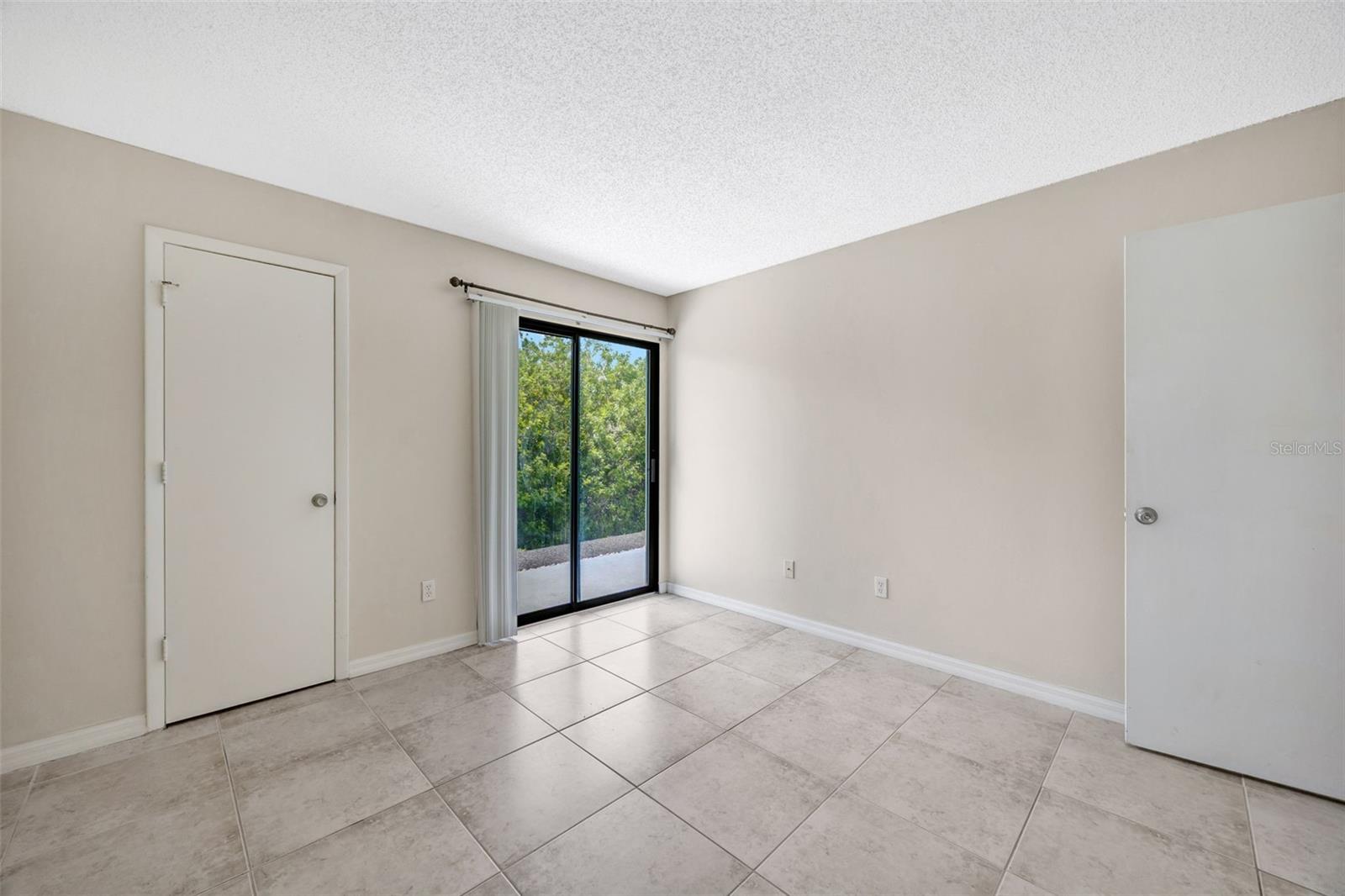 HARBOR CLUB CONDO - Residential
