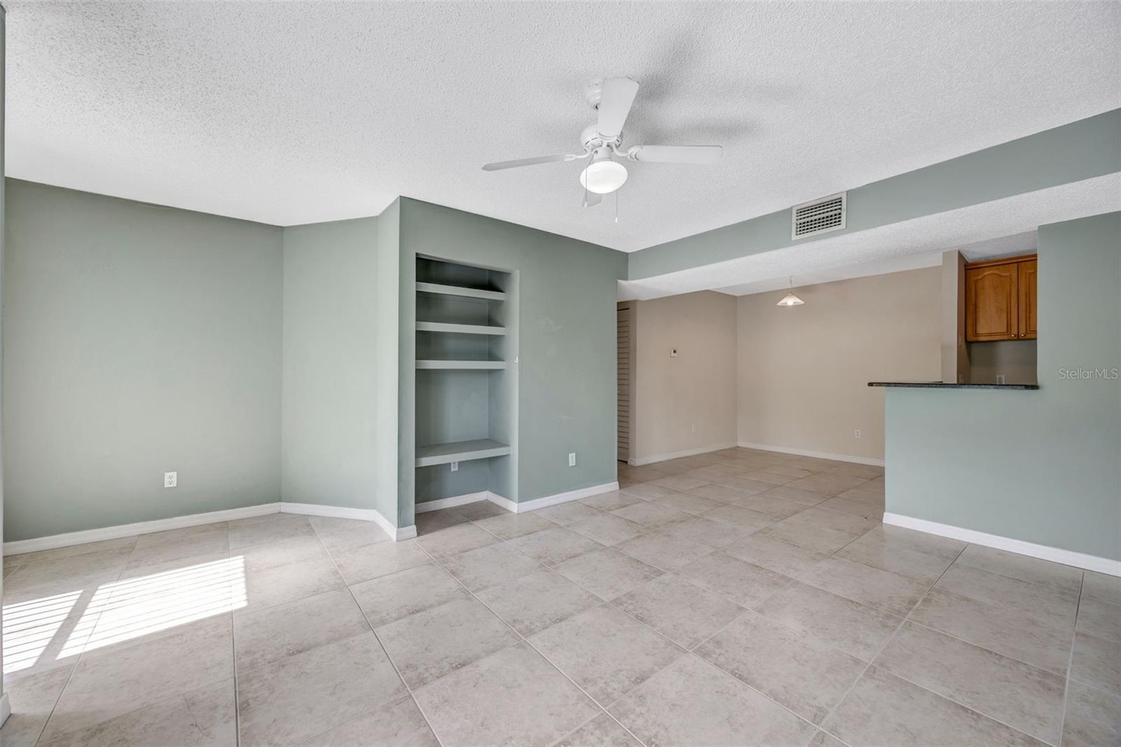 HARBOR CLUB CONDO - Residential