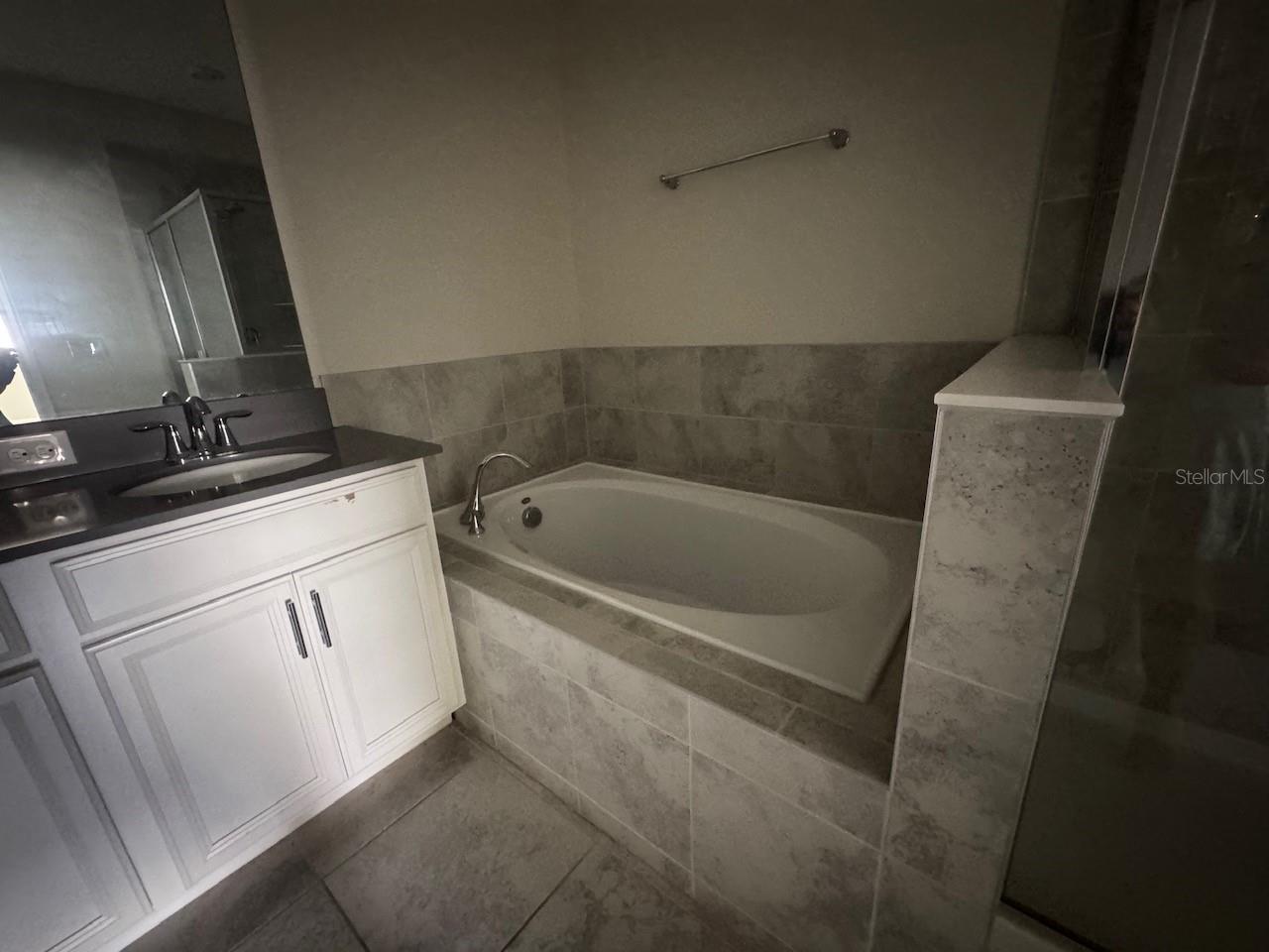 STOREY LAKE TR K - Residential