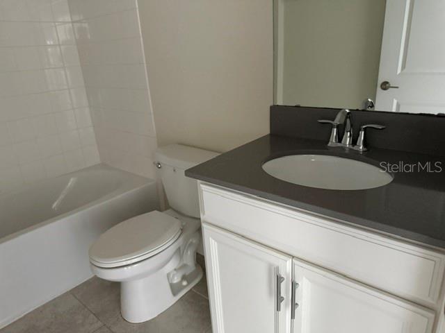 STOREY LAKE TR K - Residential