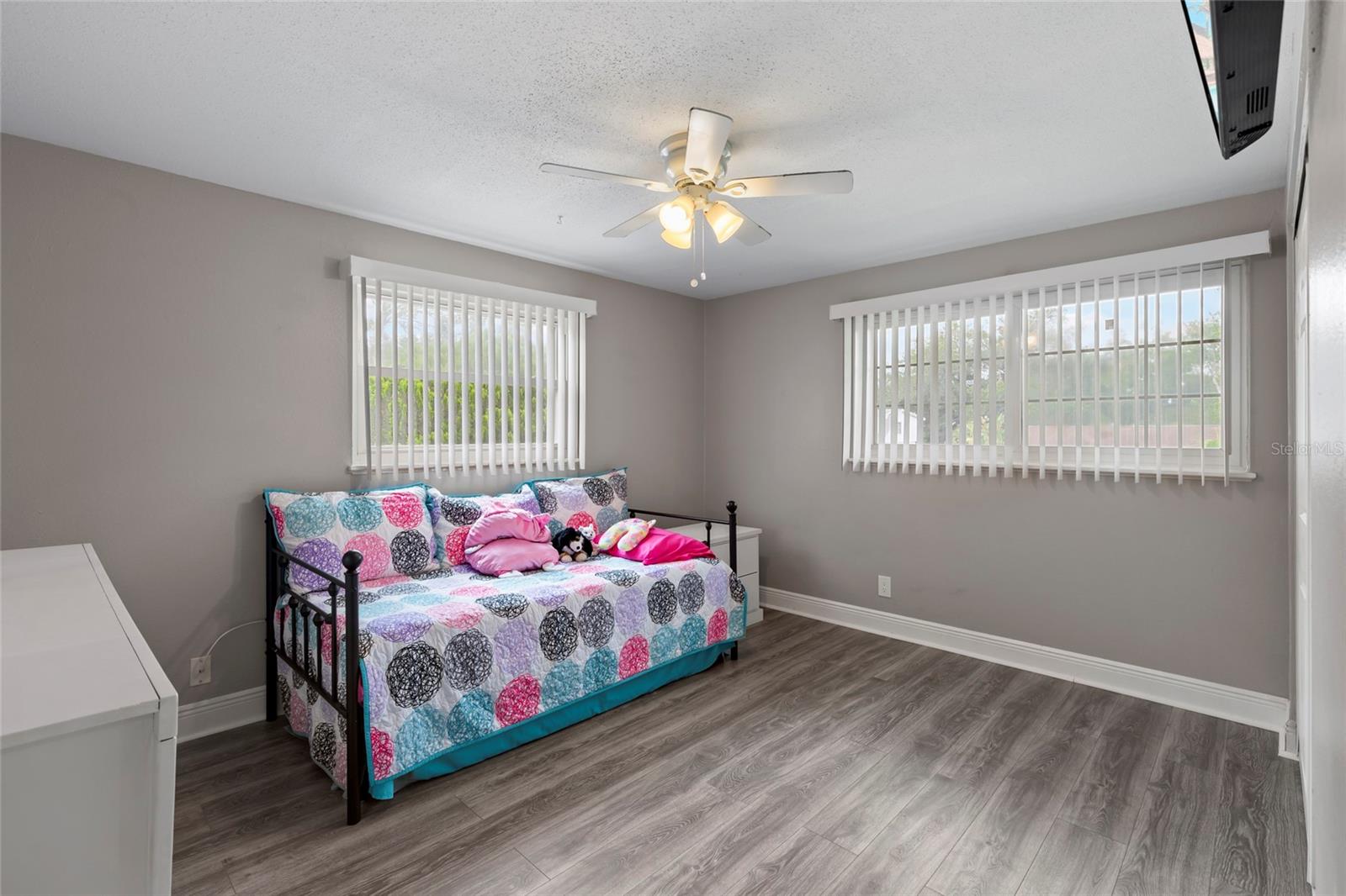 NEWPORT UNIT 1 - Residential
