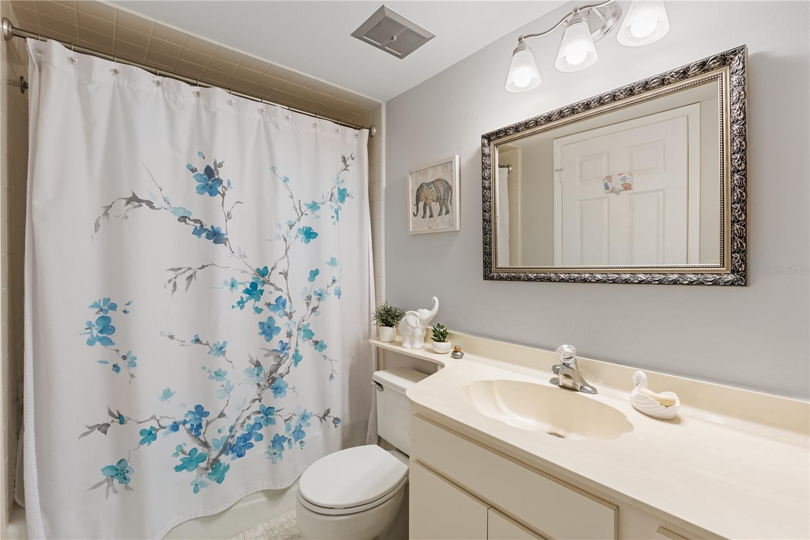 SPRING LAKES II - Residential