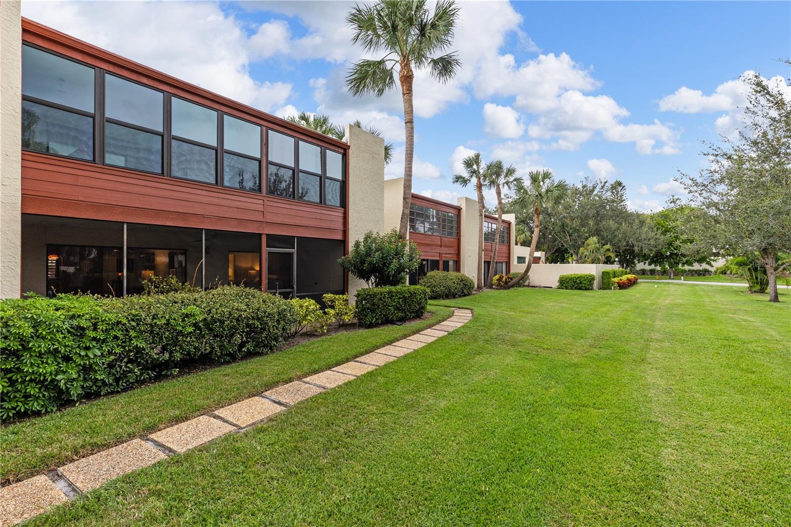 SPRING LAKES II - Residential