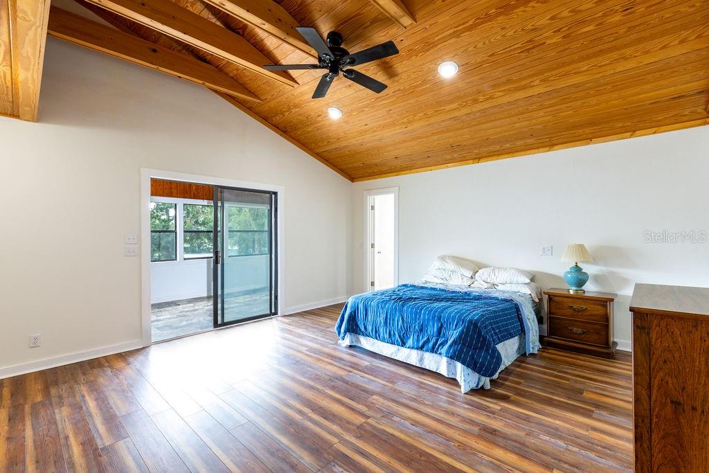 PEACOCK LAKE S/D - Residential