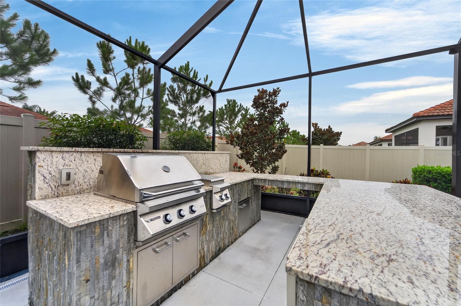 FOREST BROOKE ACTIVE ADULT PH - Residential