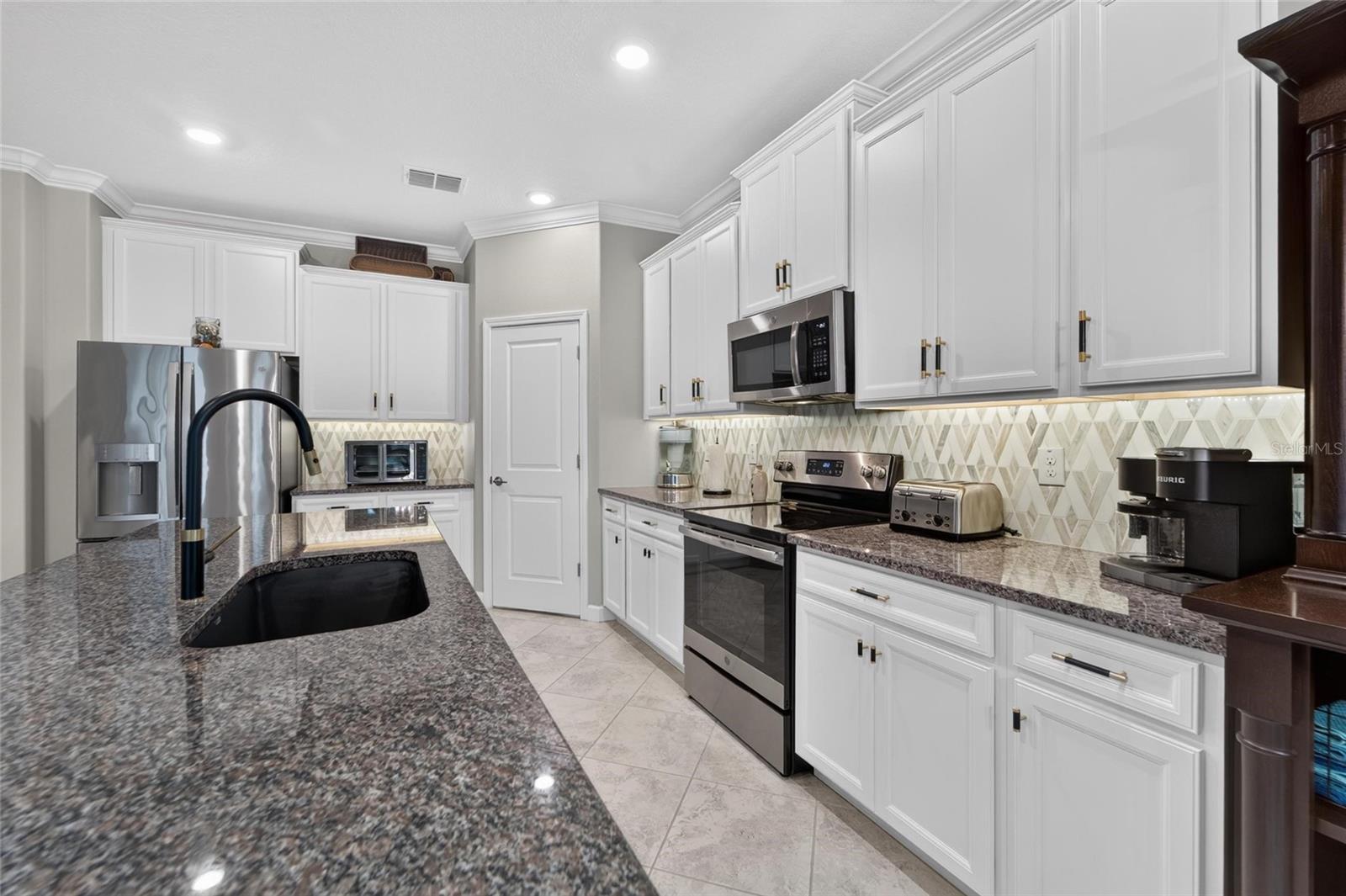 FOREST BROOKE ACTIVE ADULT PH - Residential