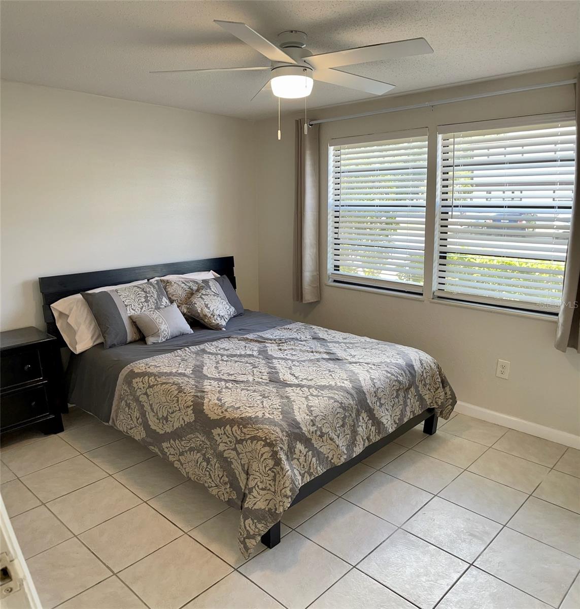 CEDARWOODS PH 06 - Residential