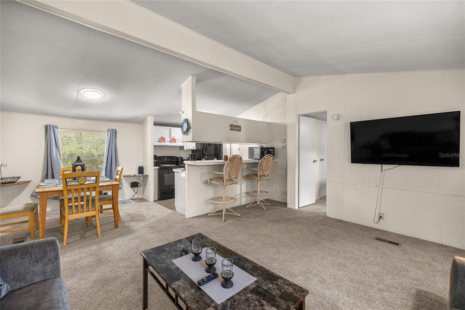 MEADOWS UN 2 - Residential