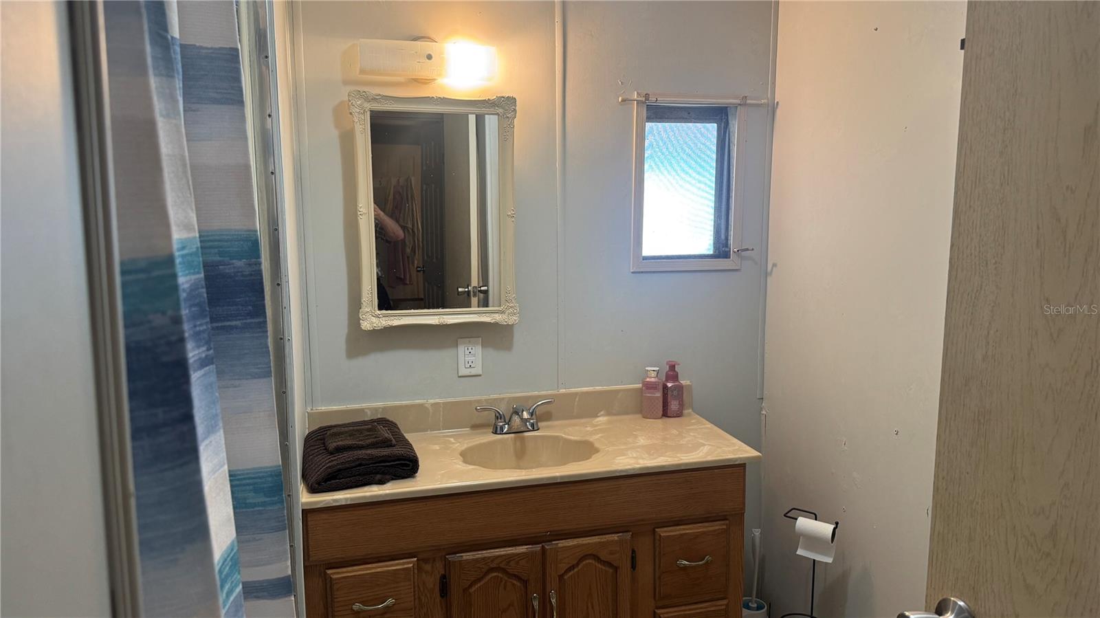 SHADOW BROOK CONDOMINIUM ASSOCIATION - Residential