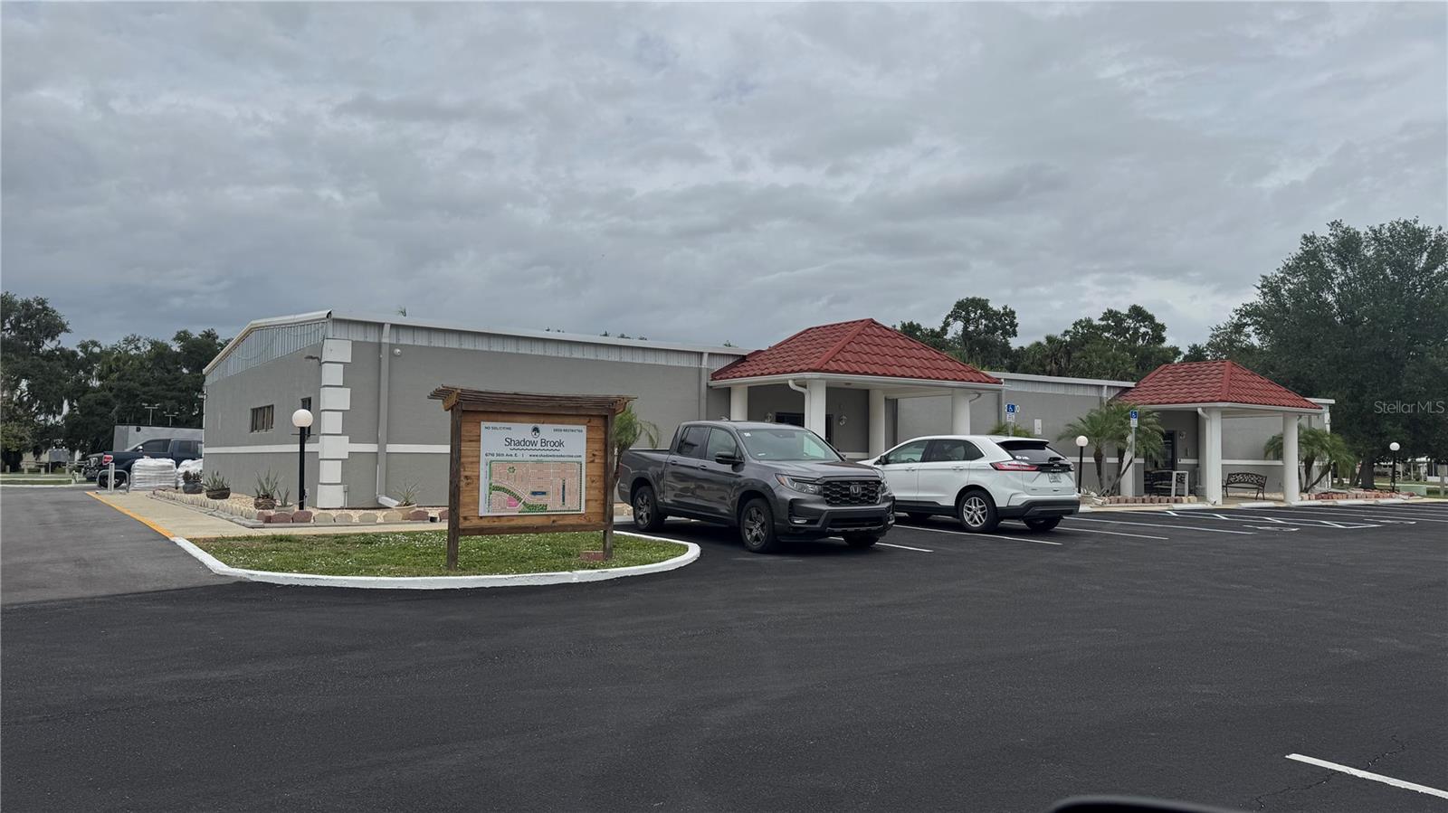 SHADOW BROOK CONDOMINIUM ASSOCIATION - Residential