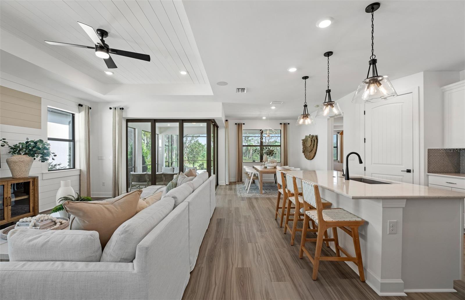 LAKESPUR WELLEN PARK PHASE 3 - Residential