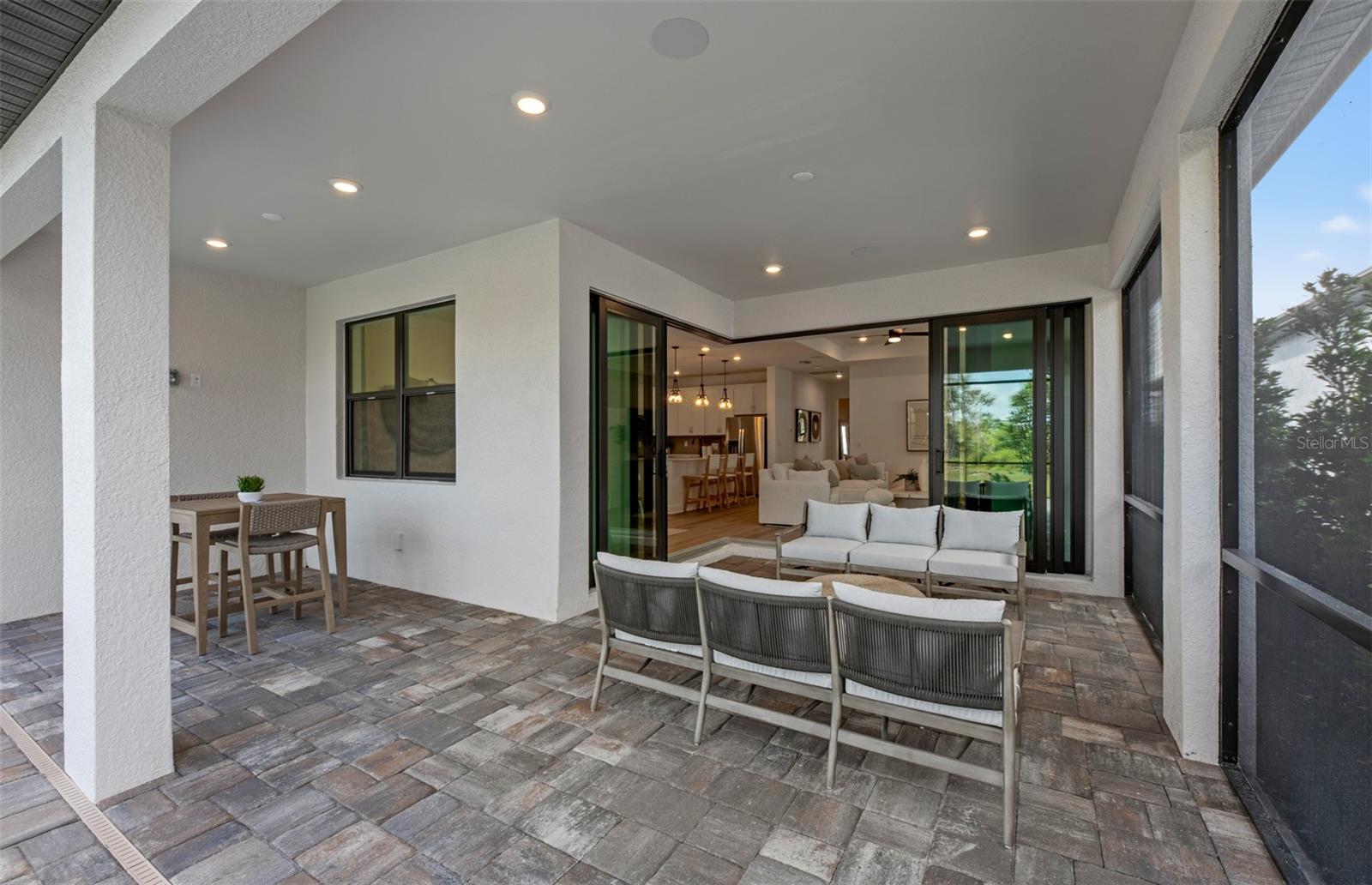 LAKESPUR WELLEN PARK PHASE 3 - Residential