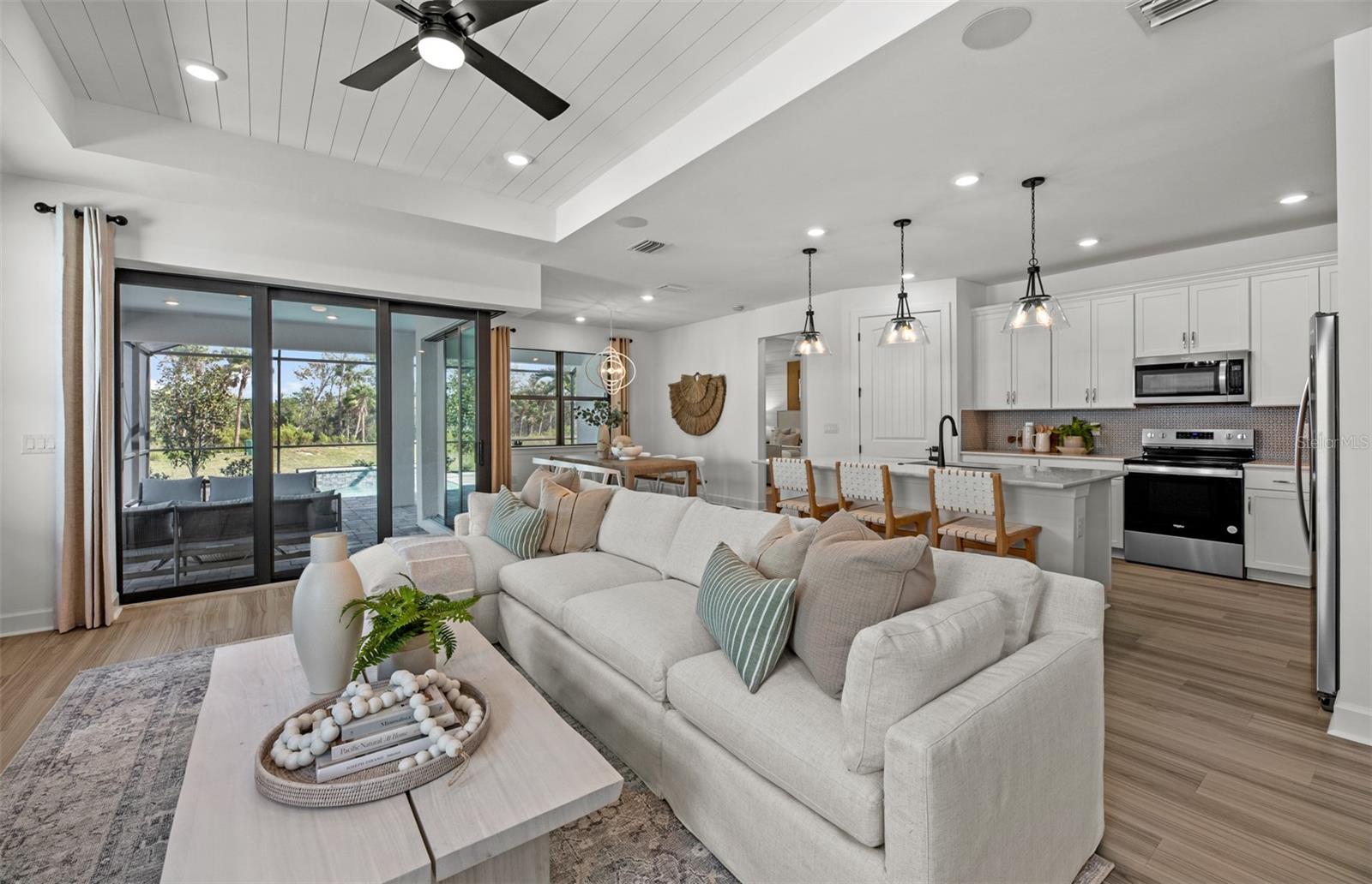 LAKESPUR WELLEN PARK PHASE 3 - Residential