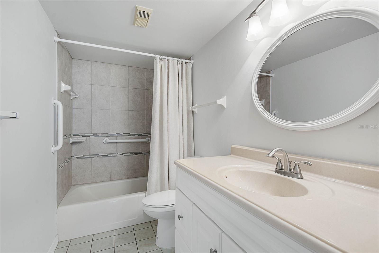 FAIRWIND SHORES CONDO - Residential