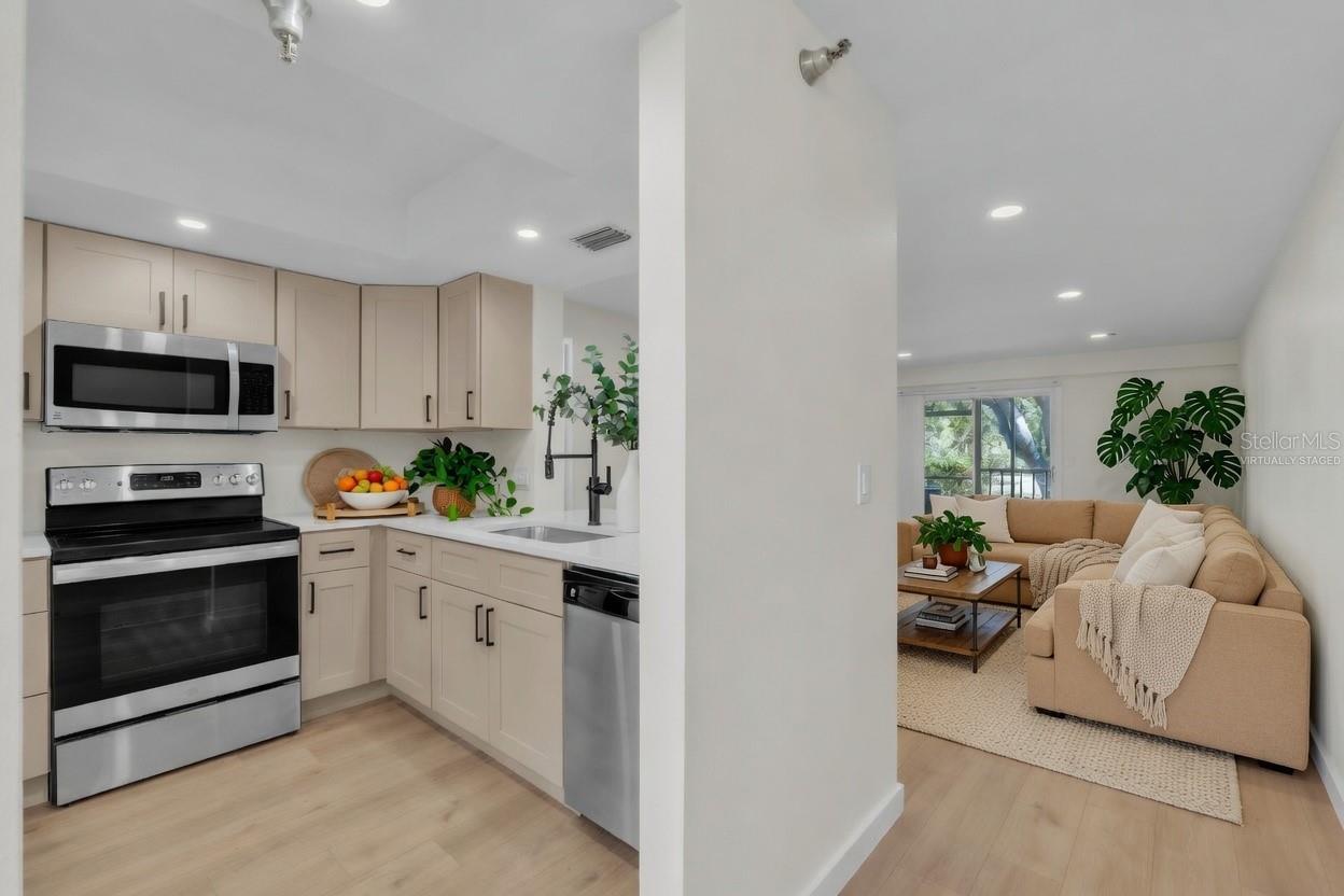 LANDMARK AT POINTE WEST I - Residential