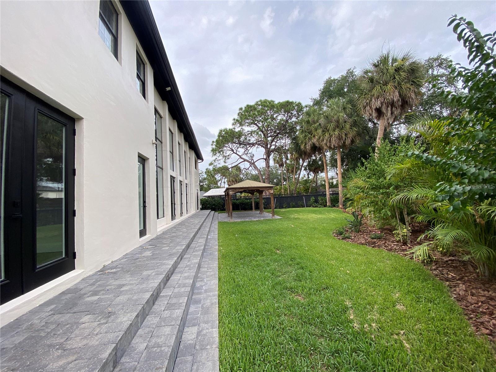 BEACH PARK - Residential