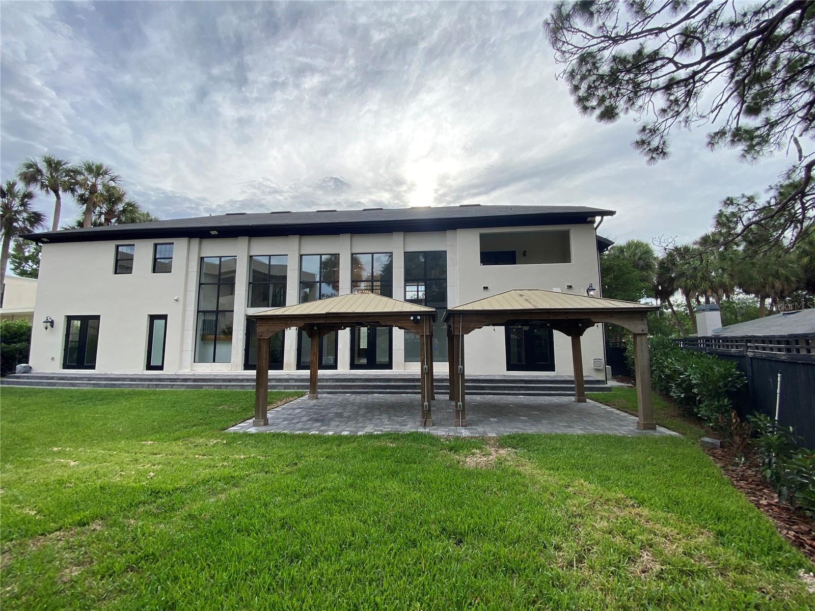 BEACH PARK - Residential