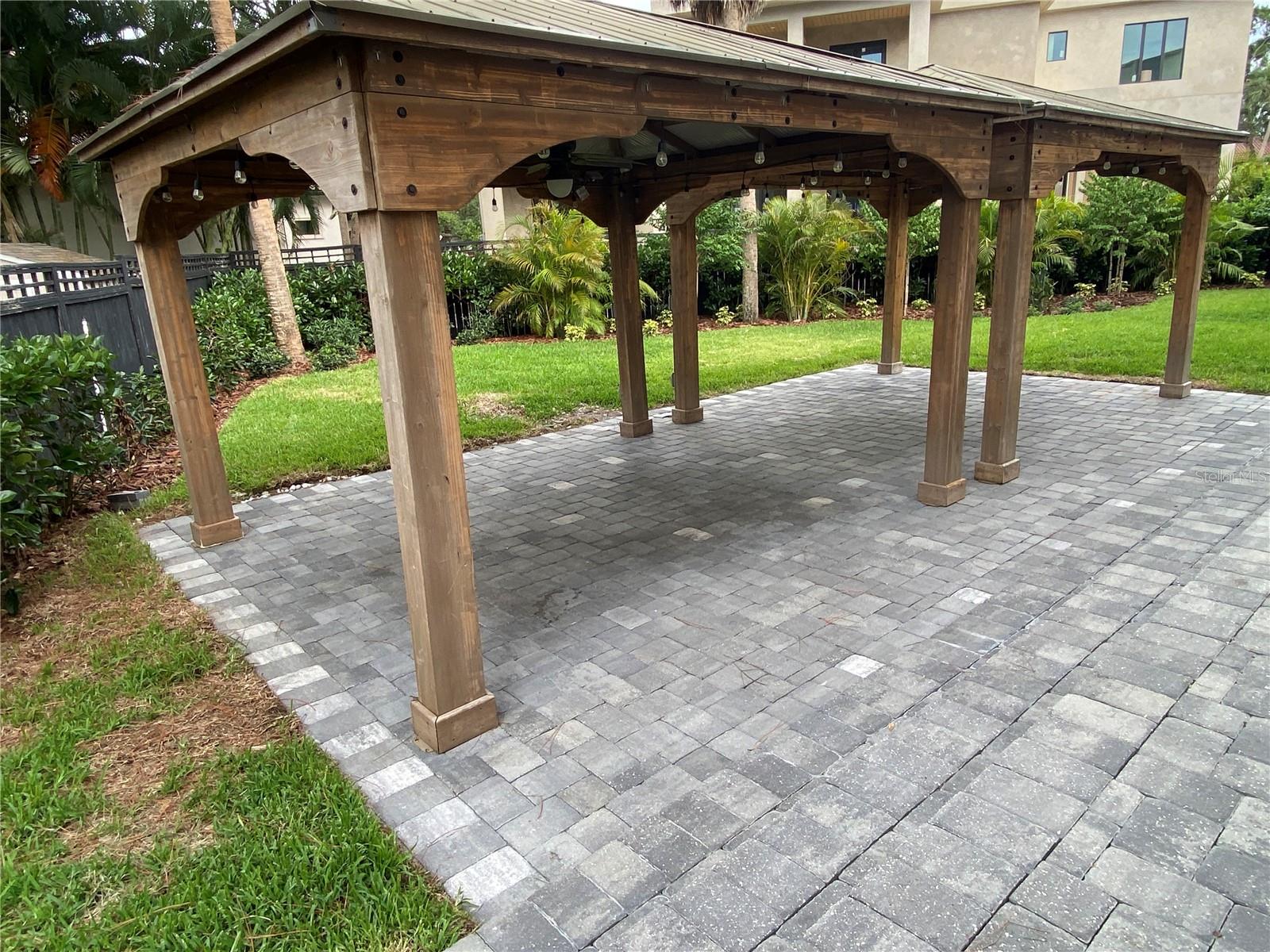 BEACH PARK - Residential