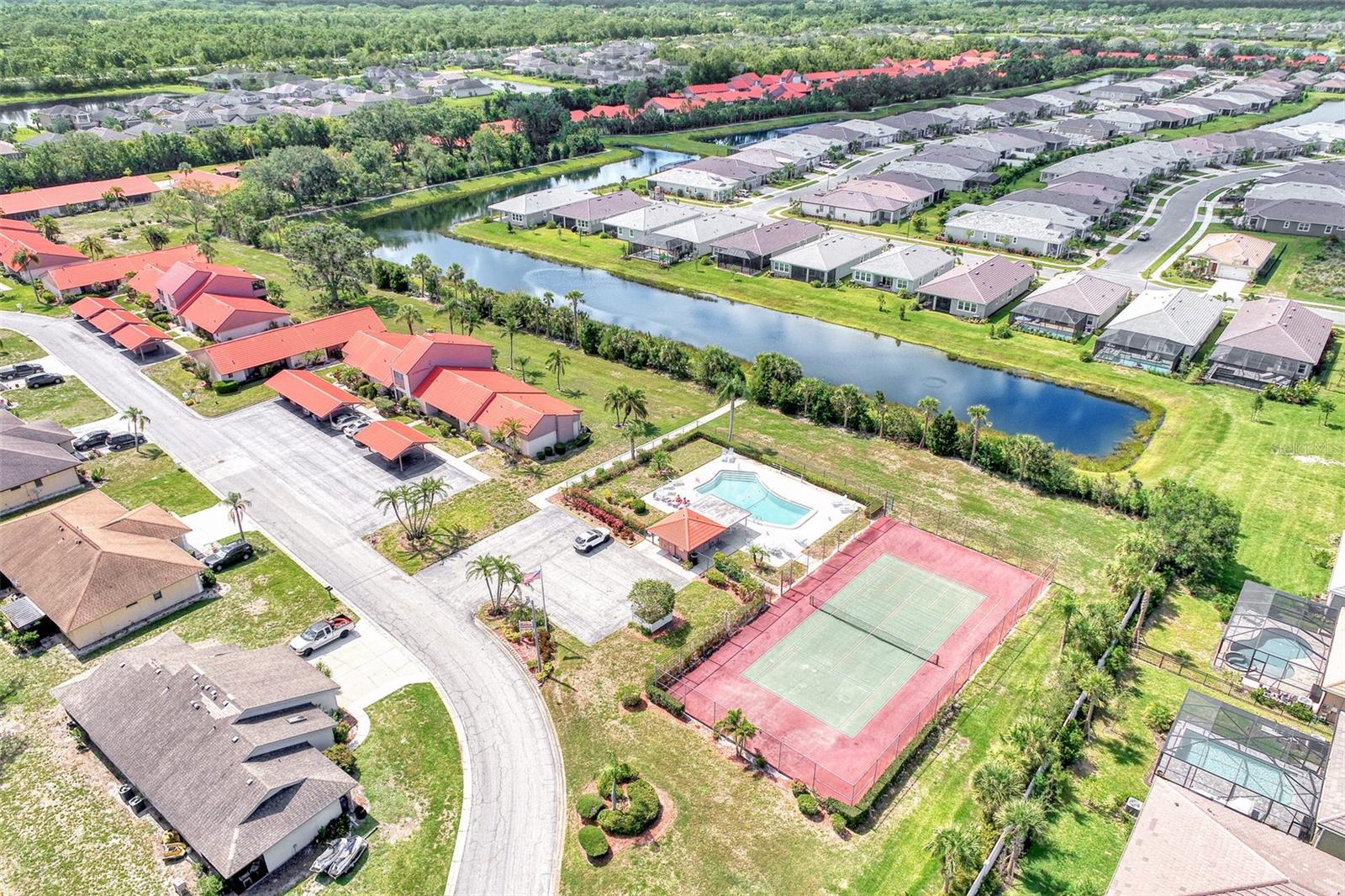 SUNRISE GOLF CLUB PH III - Residential