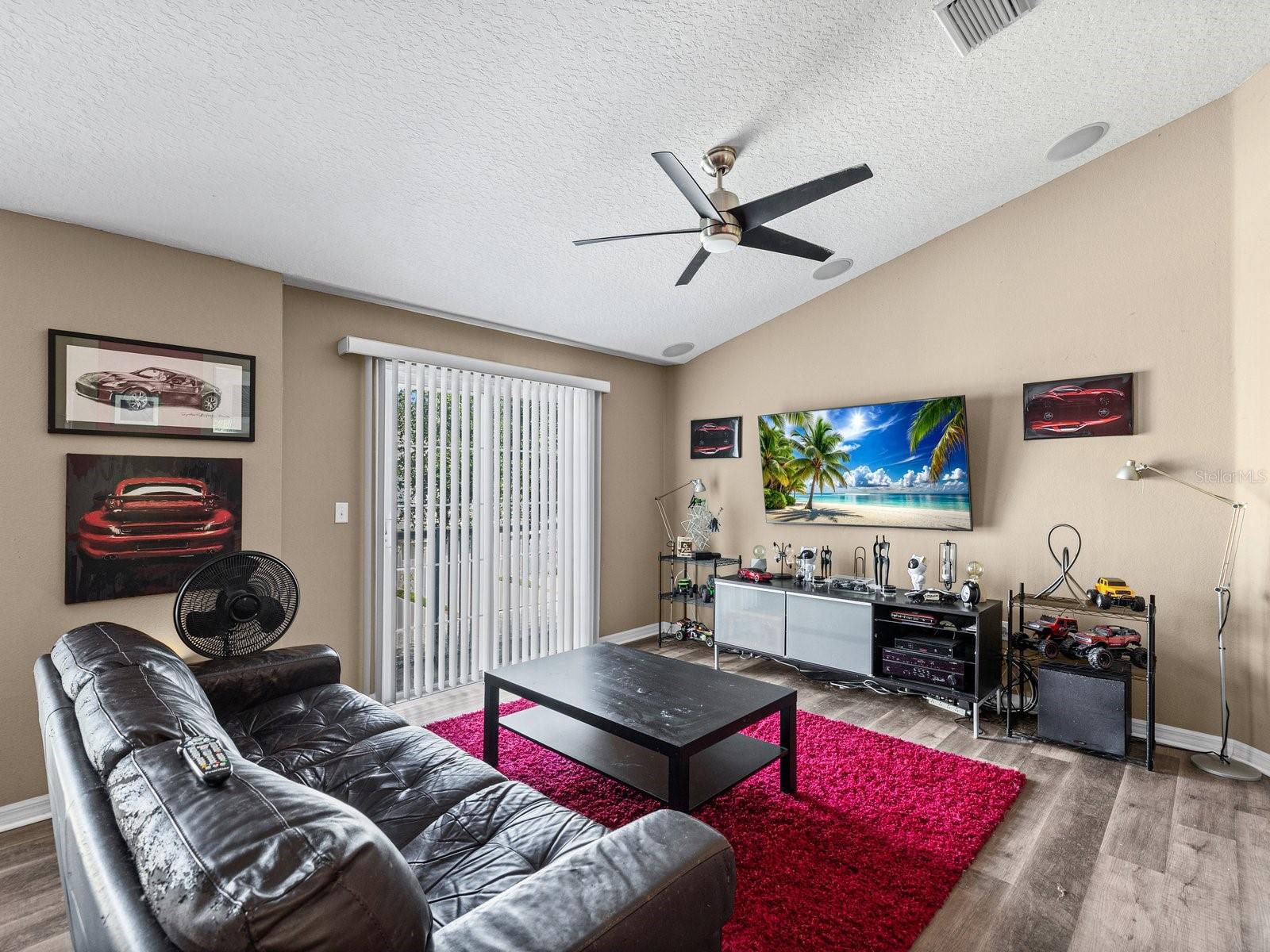 EAGLE PALM PH 1 - Residential