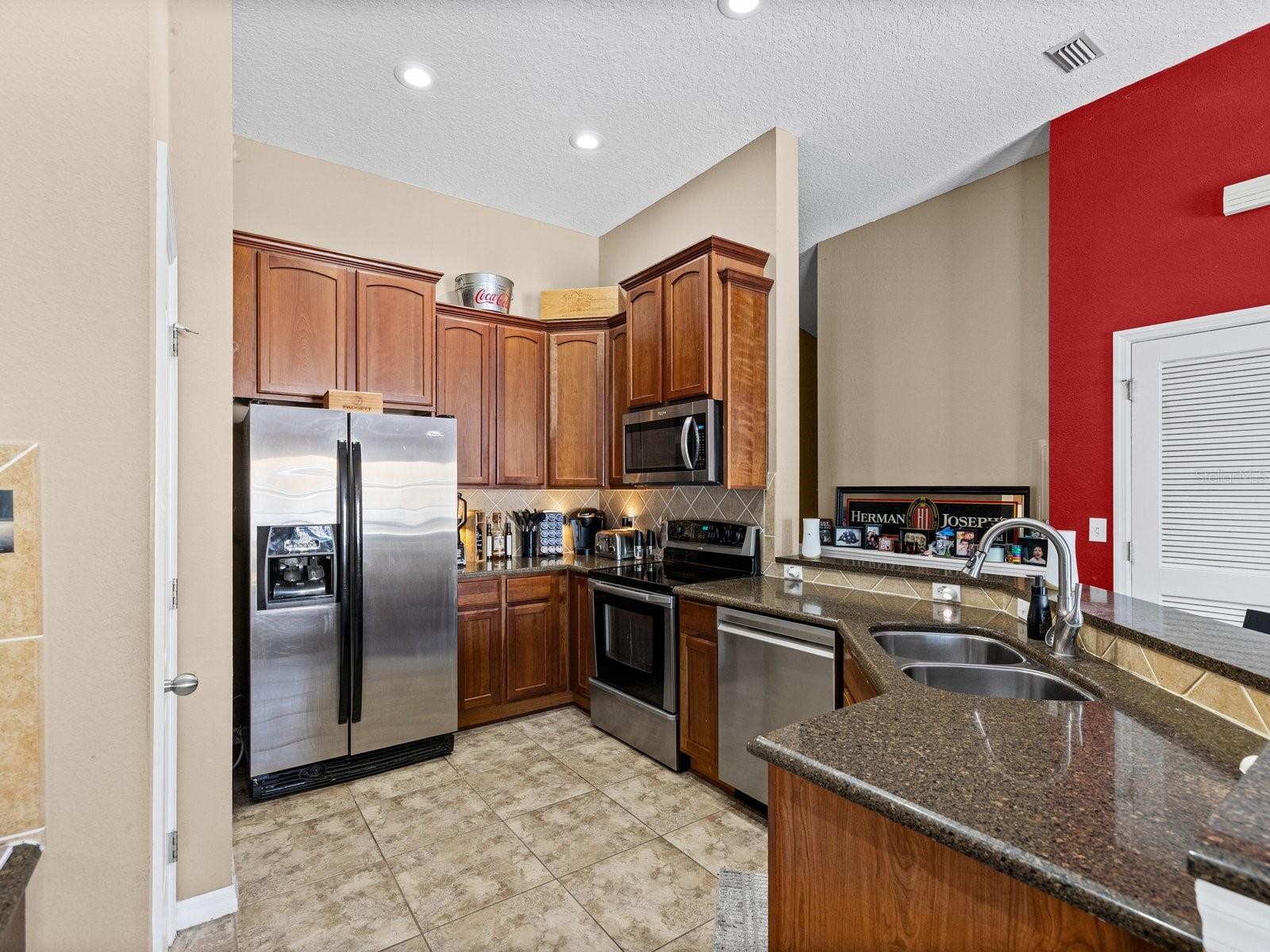 EAGLE PALM PH 1 - Residential