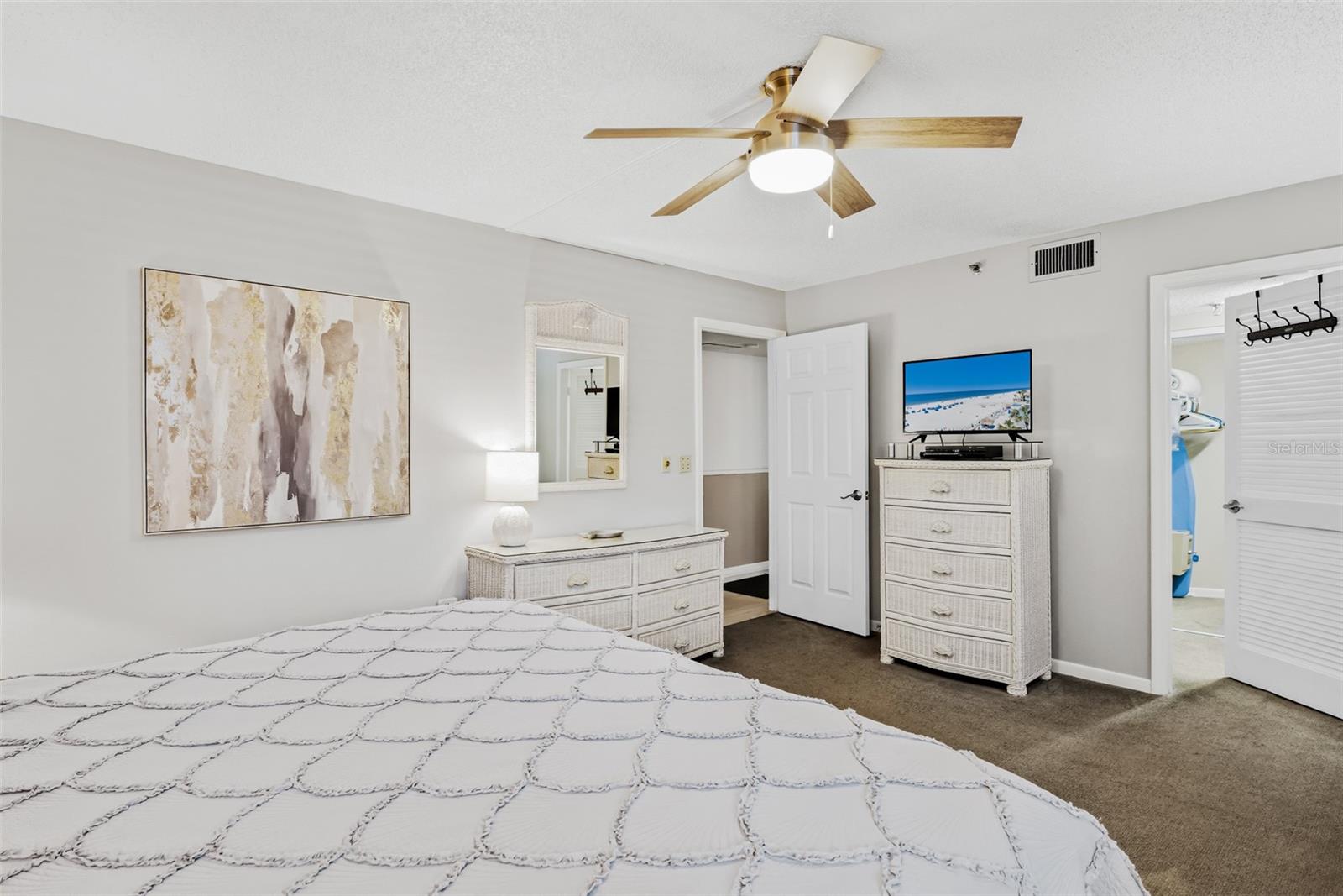 SAND DOLLAR CONDO - Residential