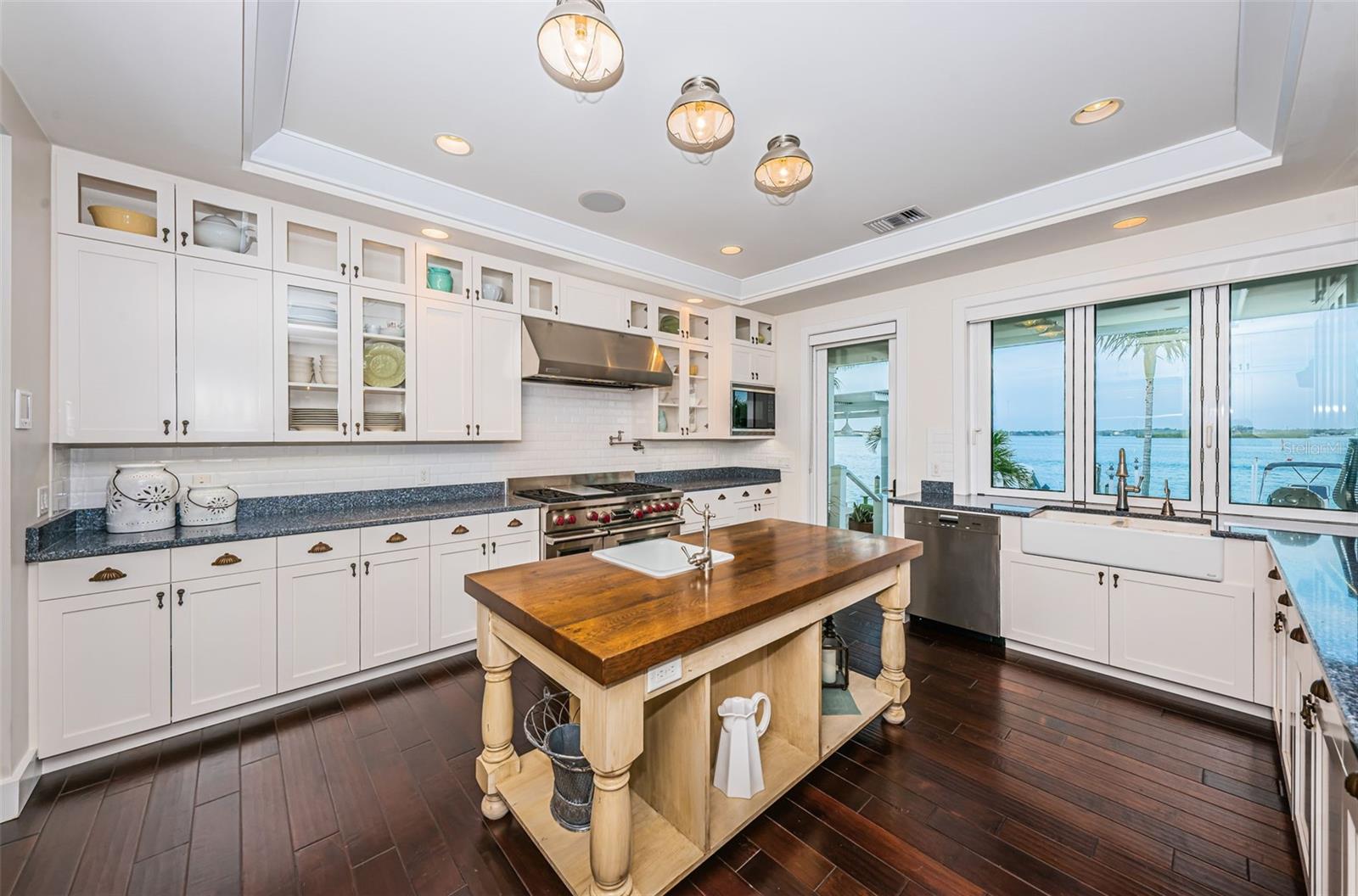 ISLAND ESTATE OF CLEARWATER UNITS 6D 7A 7C - Residential
