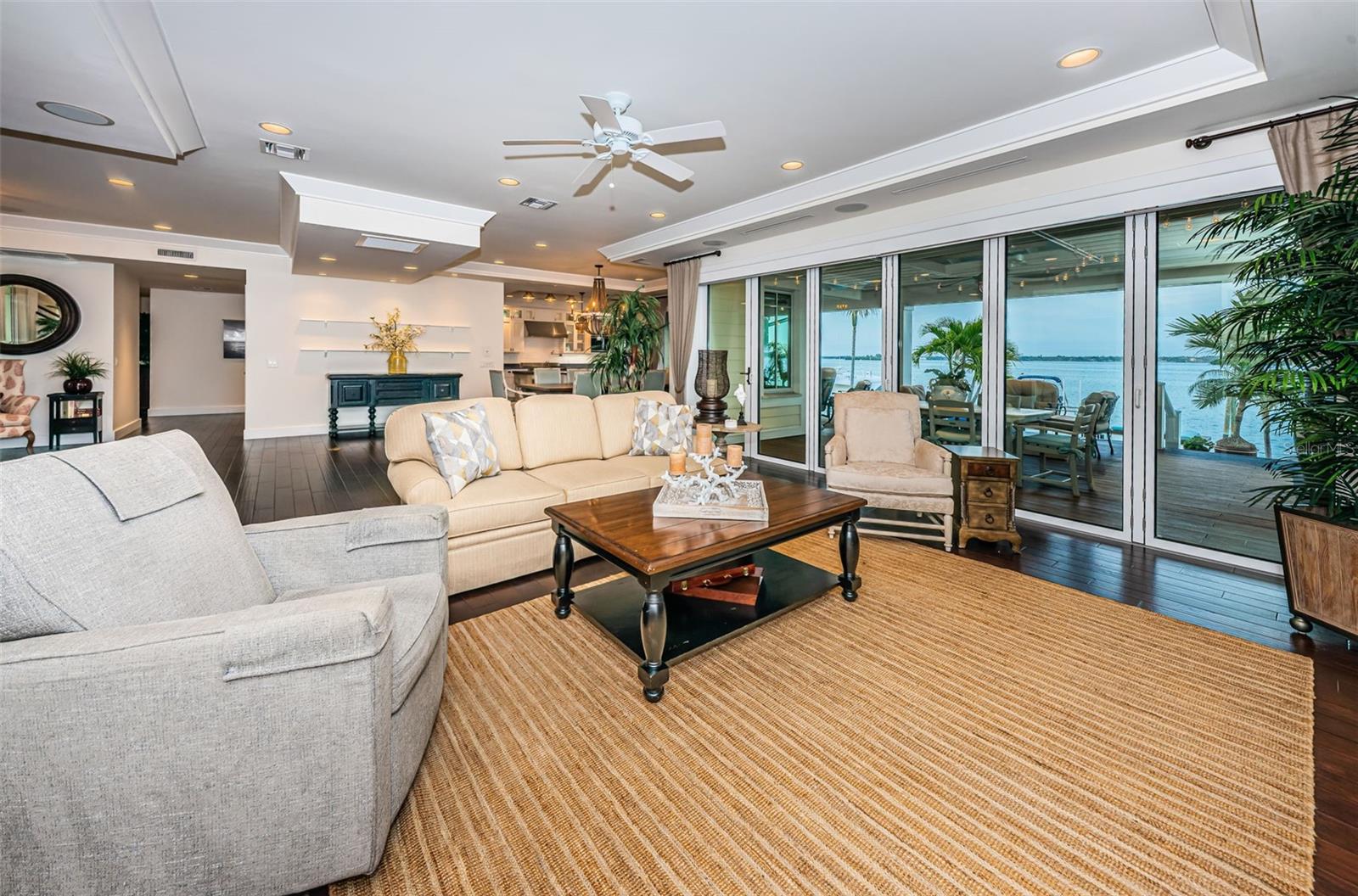 ISLAND ESTATE OF CLEARWATER UNITS 6D 7A 7C - Residential