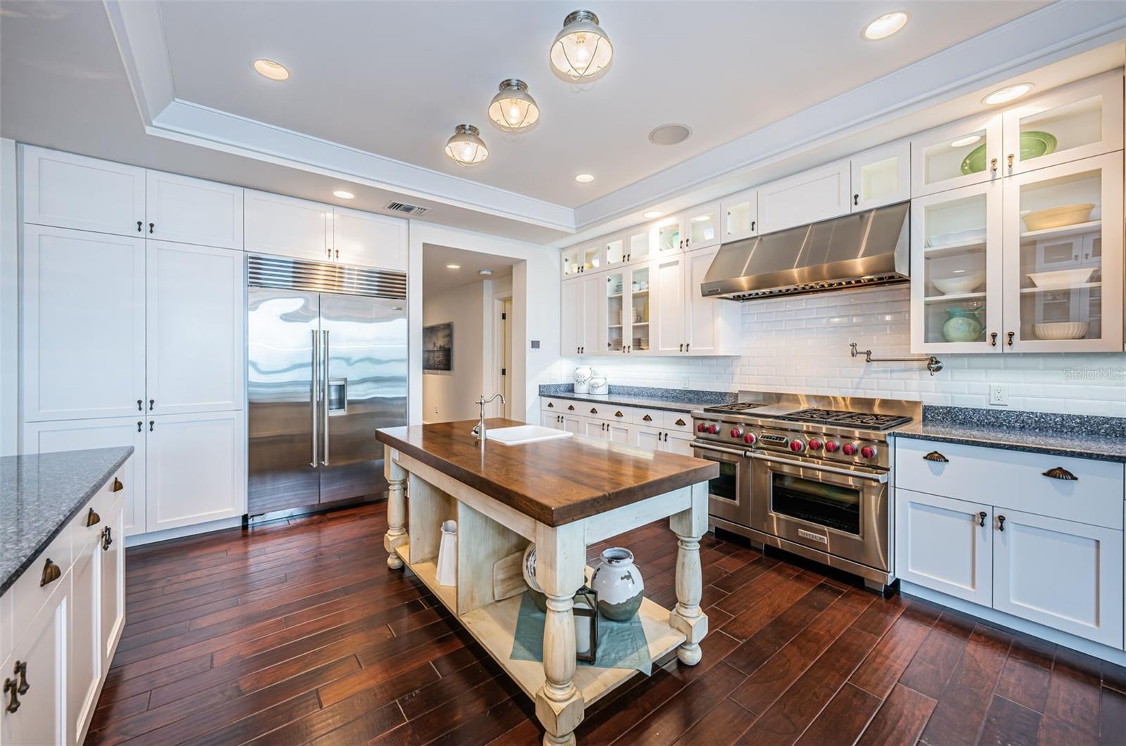 ISLAND ESTATE OF CLEARWATER UNITS 6D 7A 7C - Residential
