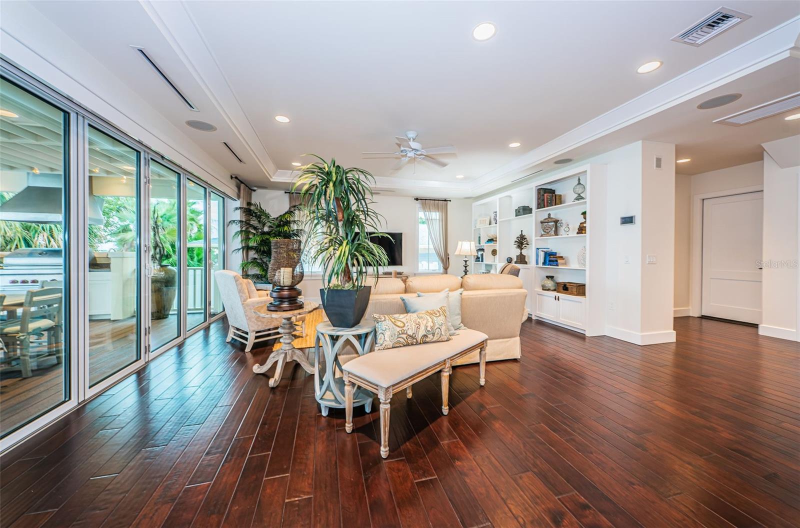ISLAND ESTATE OF CLEARWATER UNITS 6D 7A 7C - Residential