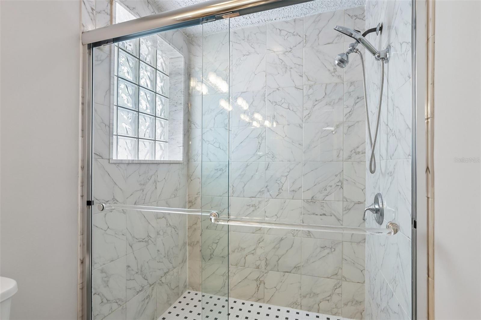 MEADOW BROOK UNIT 1 - Residential