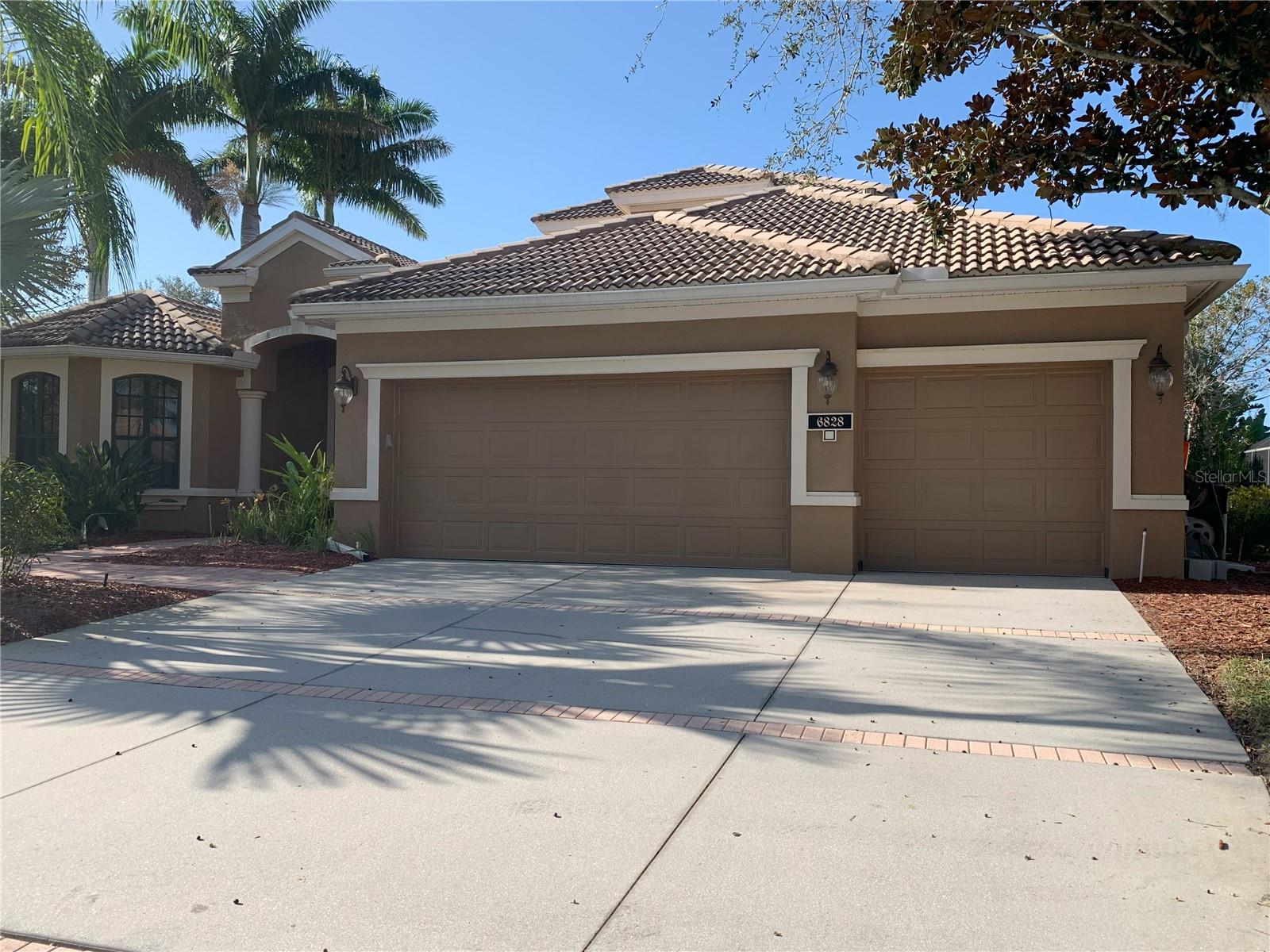 Classic Lee Wetherington-designed home located in Lakewood Ranch's upscale Riverwalk Community. Close to Lakewood Ranch Main Street shopping and dining, UTC Mall, Benderson Park, and numerous golf courses. Large master bedroom suite and 3 additional bedrooms. One bedroom can be used as a mother-in-law / nanny suite with a separate en-suite bath and separate entrance. Open floor plan includes an updated kitchen, stainless steel appliances, island, and breakfast nook. Sliding glass doors in the family room open to the lanai creating an inviting indoor/outdoor space with an outdoor kitchen and dining area. Separate den offers quiet space for study or work at home. Large bonus room for play and/or exercise.
The best loved features: 3-car garage, large kitchen pantry, pool and heated spa, west facing lanai overlooking a small lake reflecting spectacular sunsets.
Financially pre-qualified applicants only. Viewing by appointment only. Renter's broker protected.