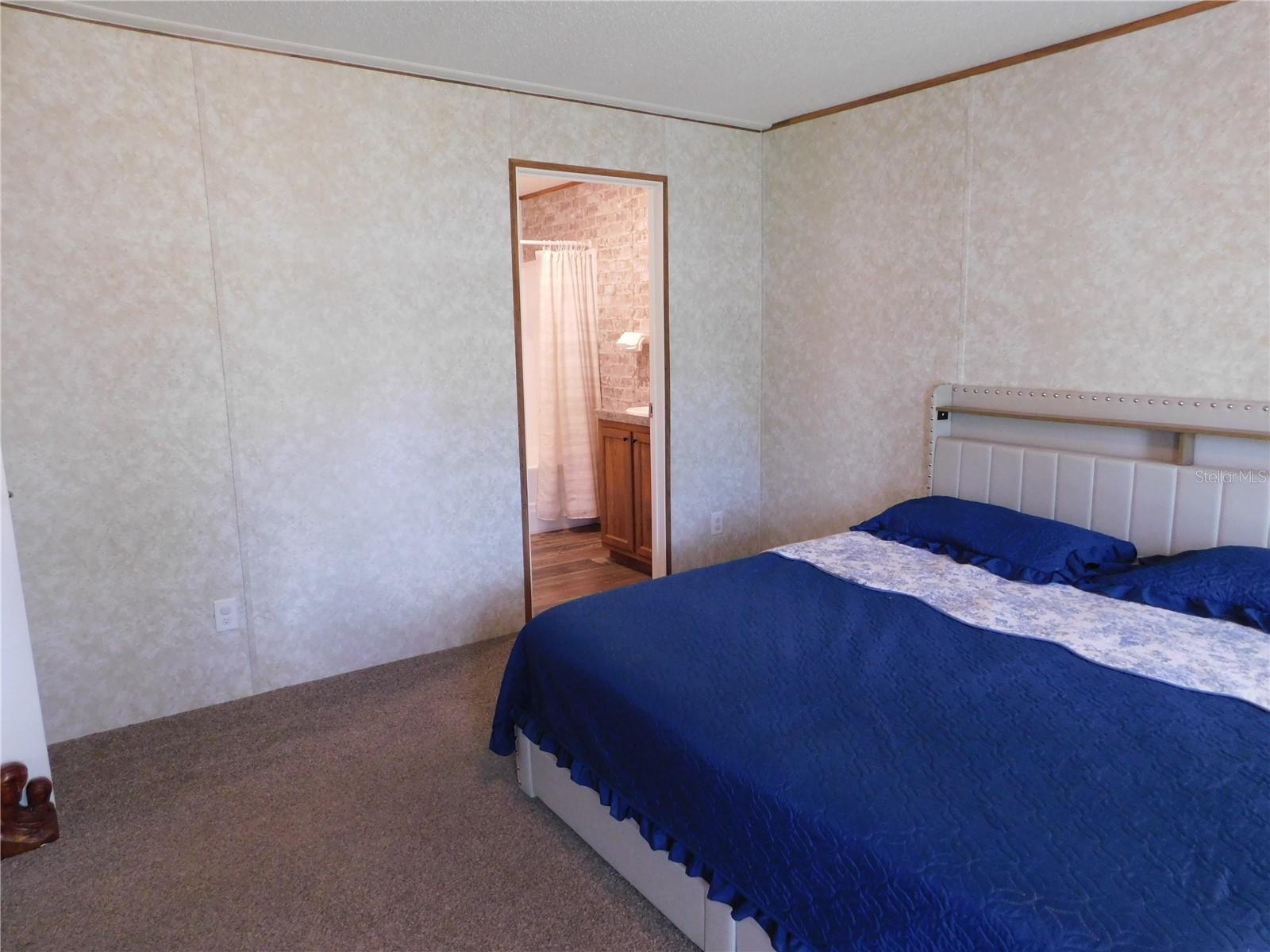 BREEZEWOOD ESTATE - Residential