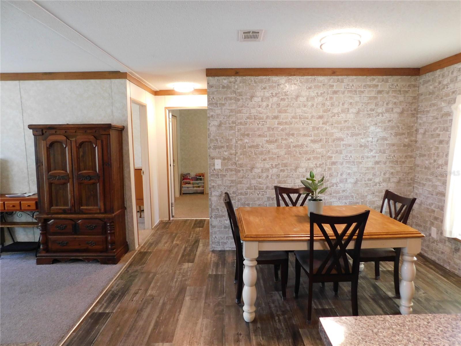 BREEZEWOOD ESTATE - Residential