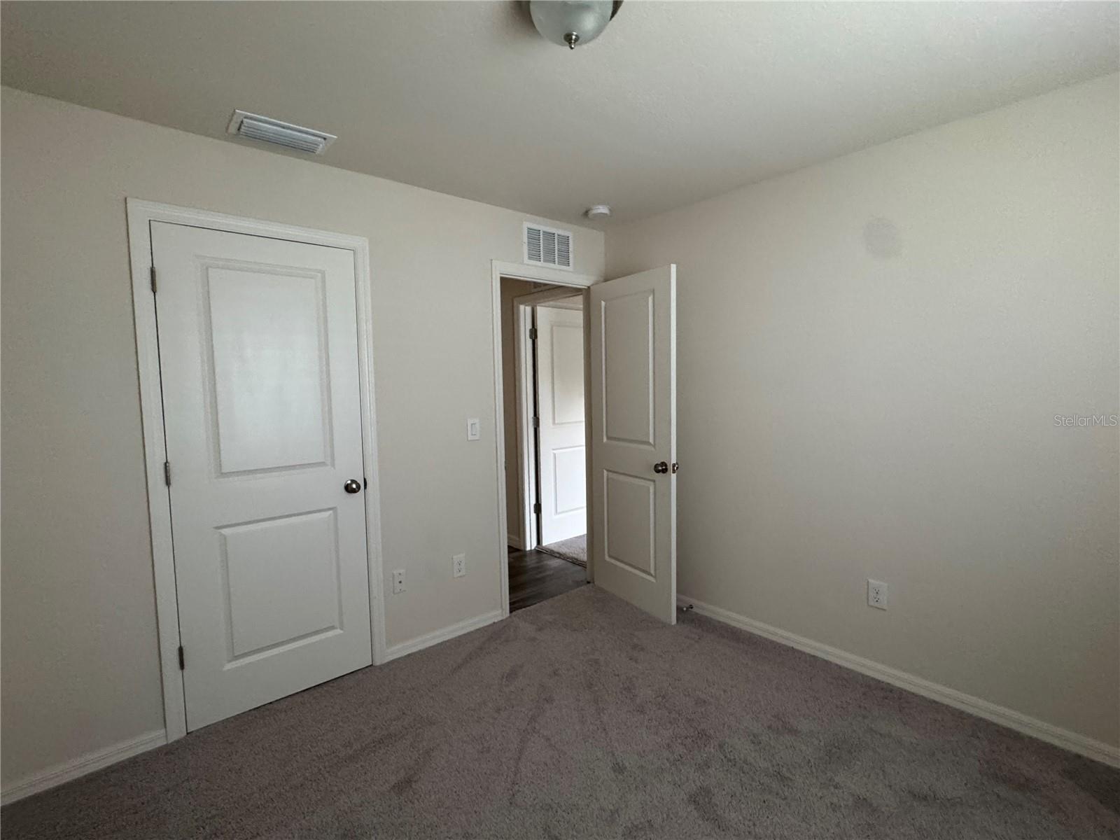 PORT CHARLOTTE SUB 24 - Residential Lease