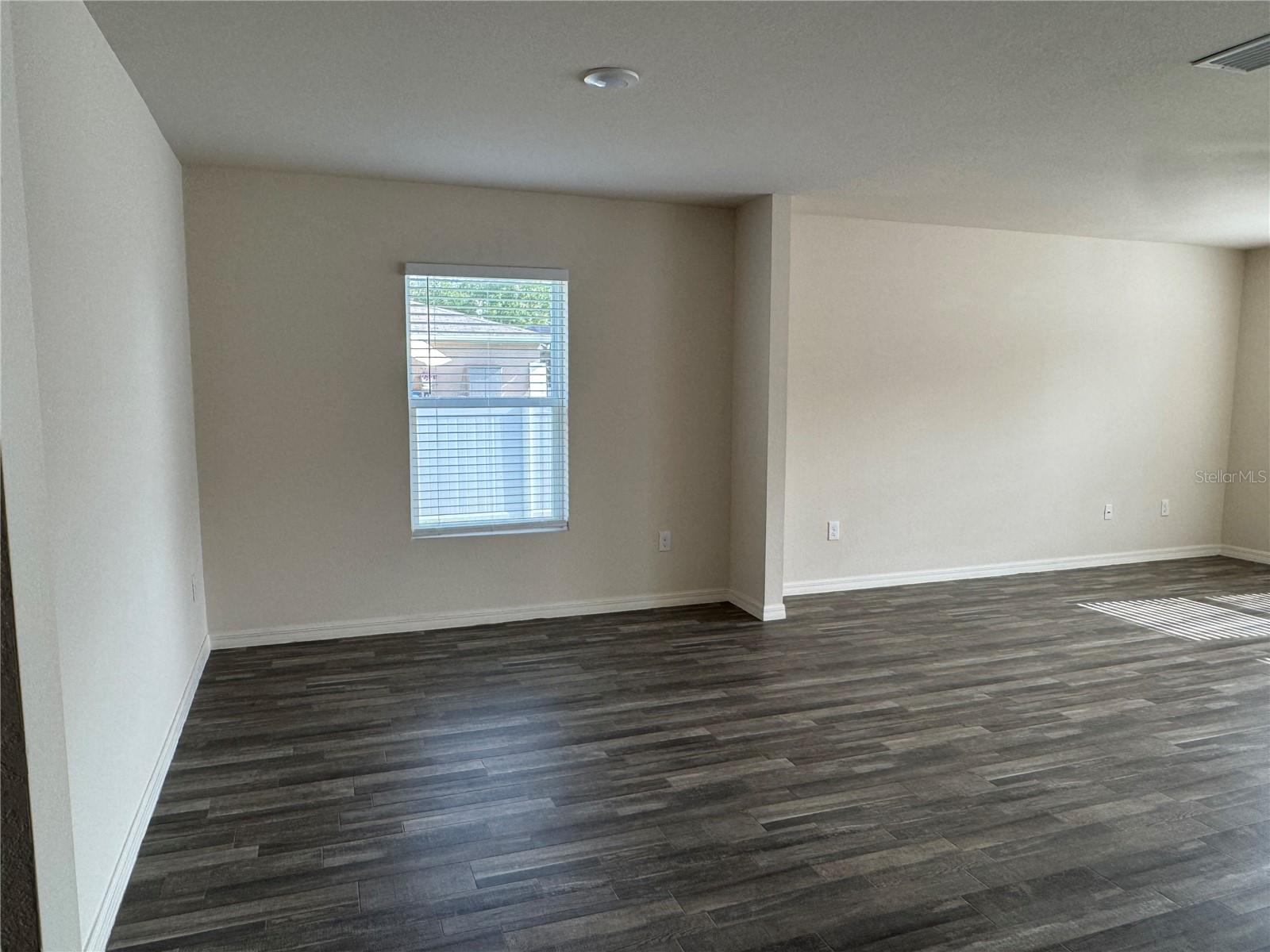 PORT CHARLOTTE SUB 24 - Residential Lease